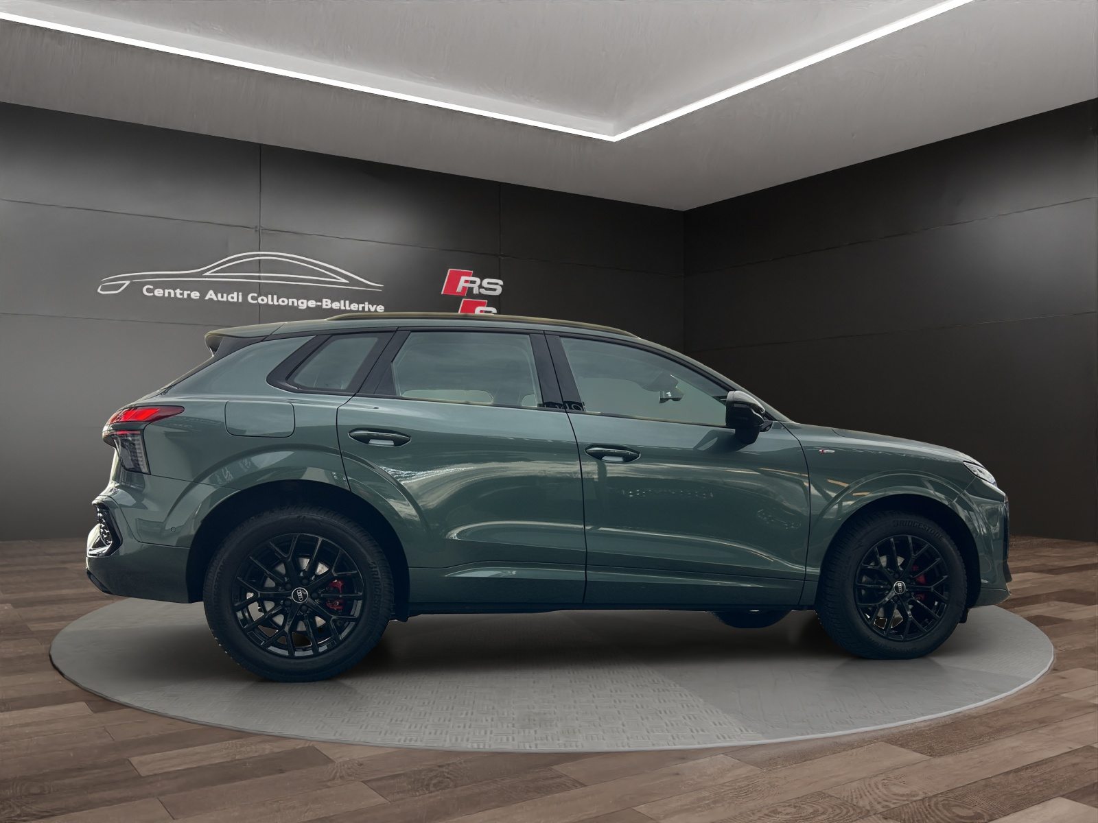 AUDI Q3 SUV TFSI 110 kW, Benzina, Occasioni / Usate, Automatico - 7