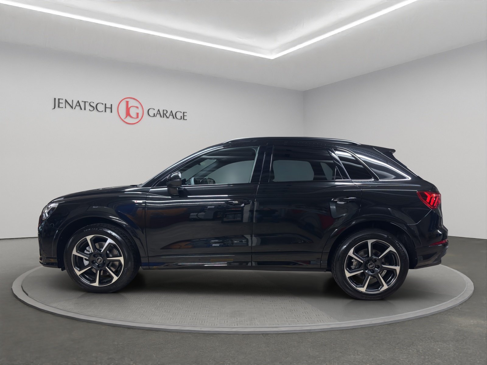AUDI Q3 2.0 40 TFSI S line quattro S-Tronic, Essence, Occasion / Utilisé, Automatique - 2
