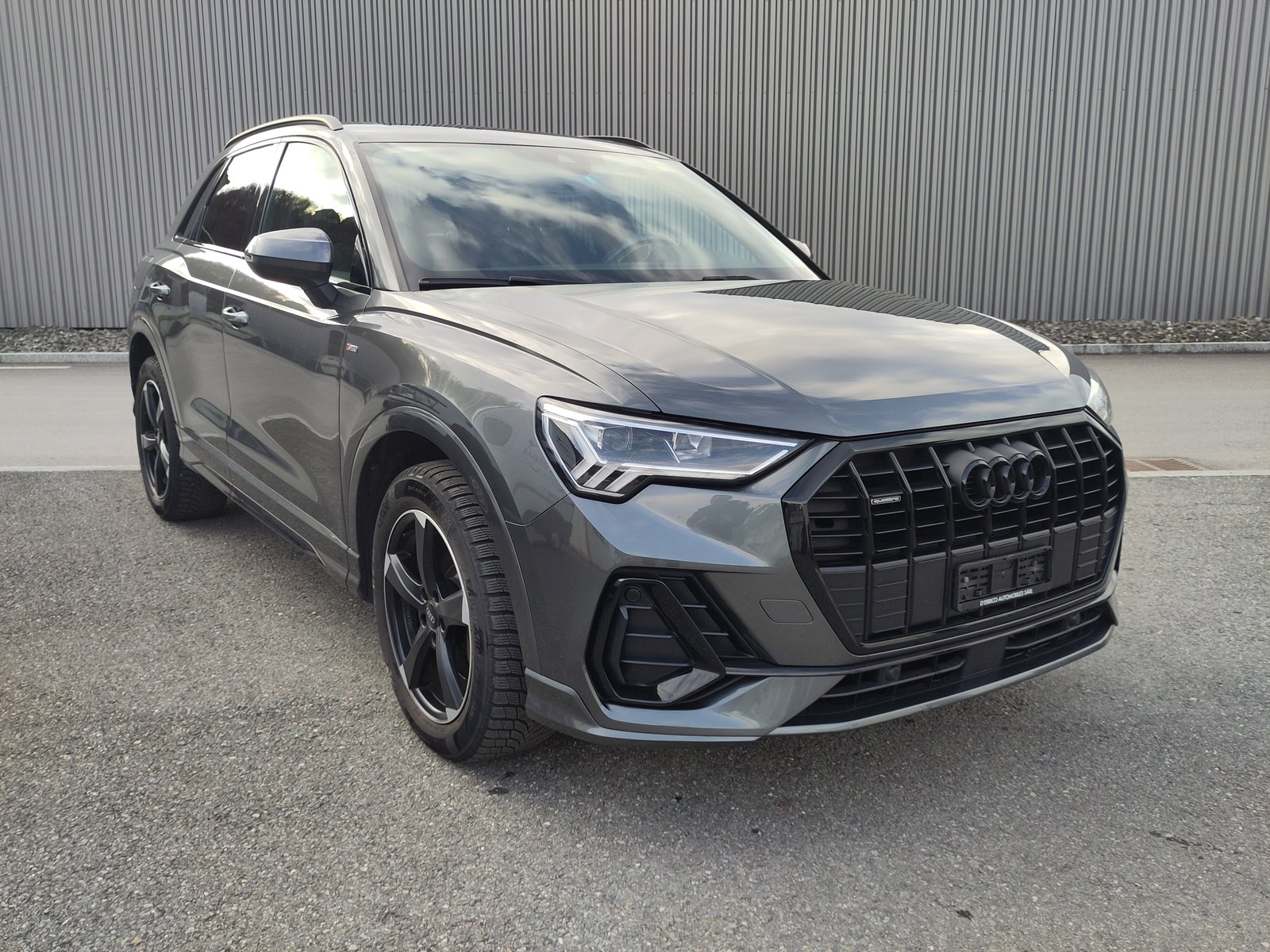 AUDI Q3 40 TDI S line Attraction quattro S-tronic
