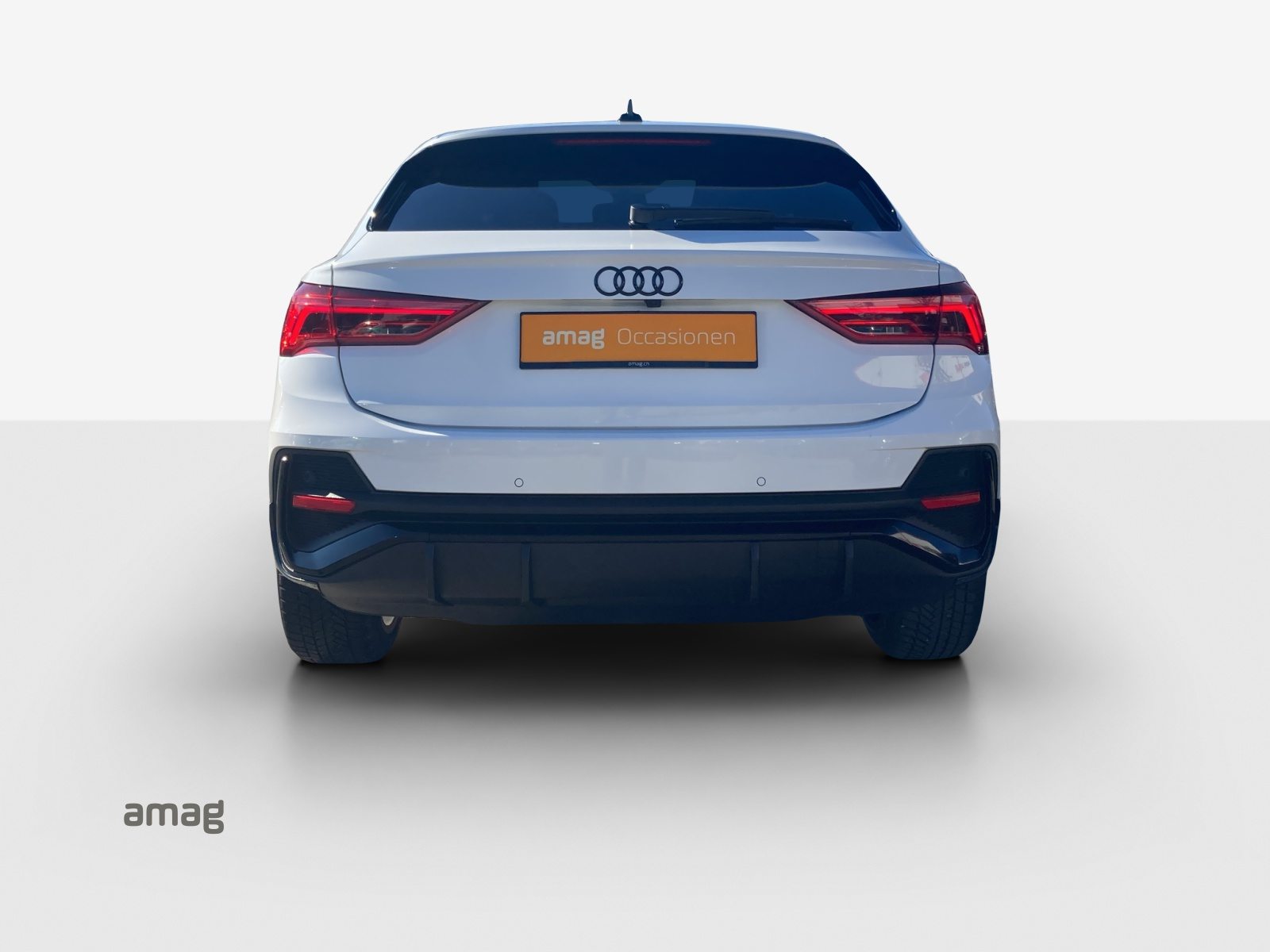 AUDI Q3 Sportback 35 TFSI S line Attraction, Benzin, Occasion / Gebraucht, Automatik - 4