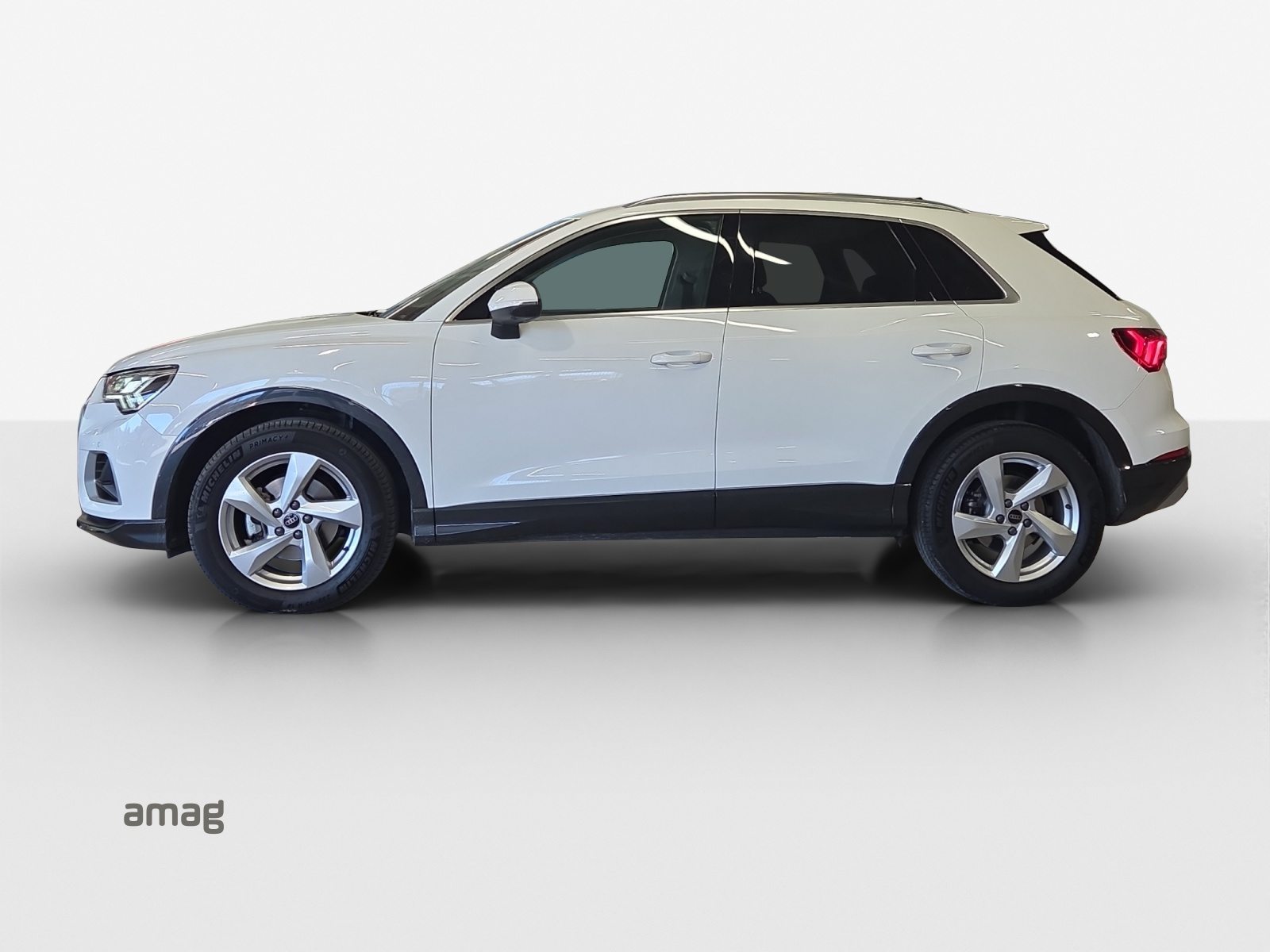 AUDI Q3 35 TFSI advanced Attraction, Essence, Occasion / Utilisé, Automatique - 2