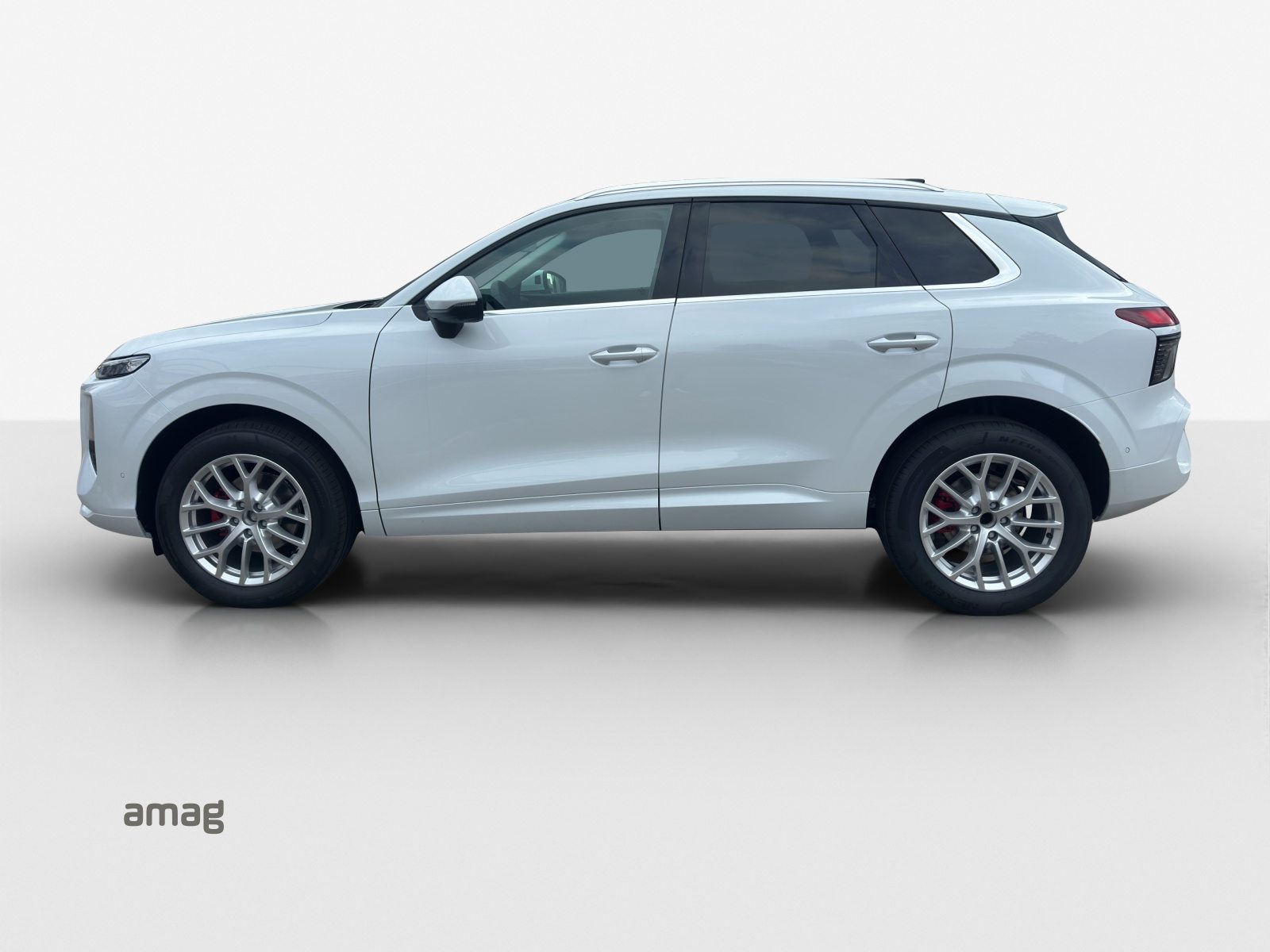 AUDI Q3 SUV TFSI 110 kW, Benzina, Occasioni / Usate, Automatico - 2