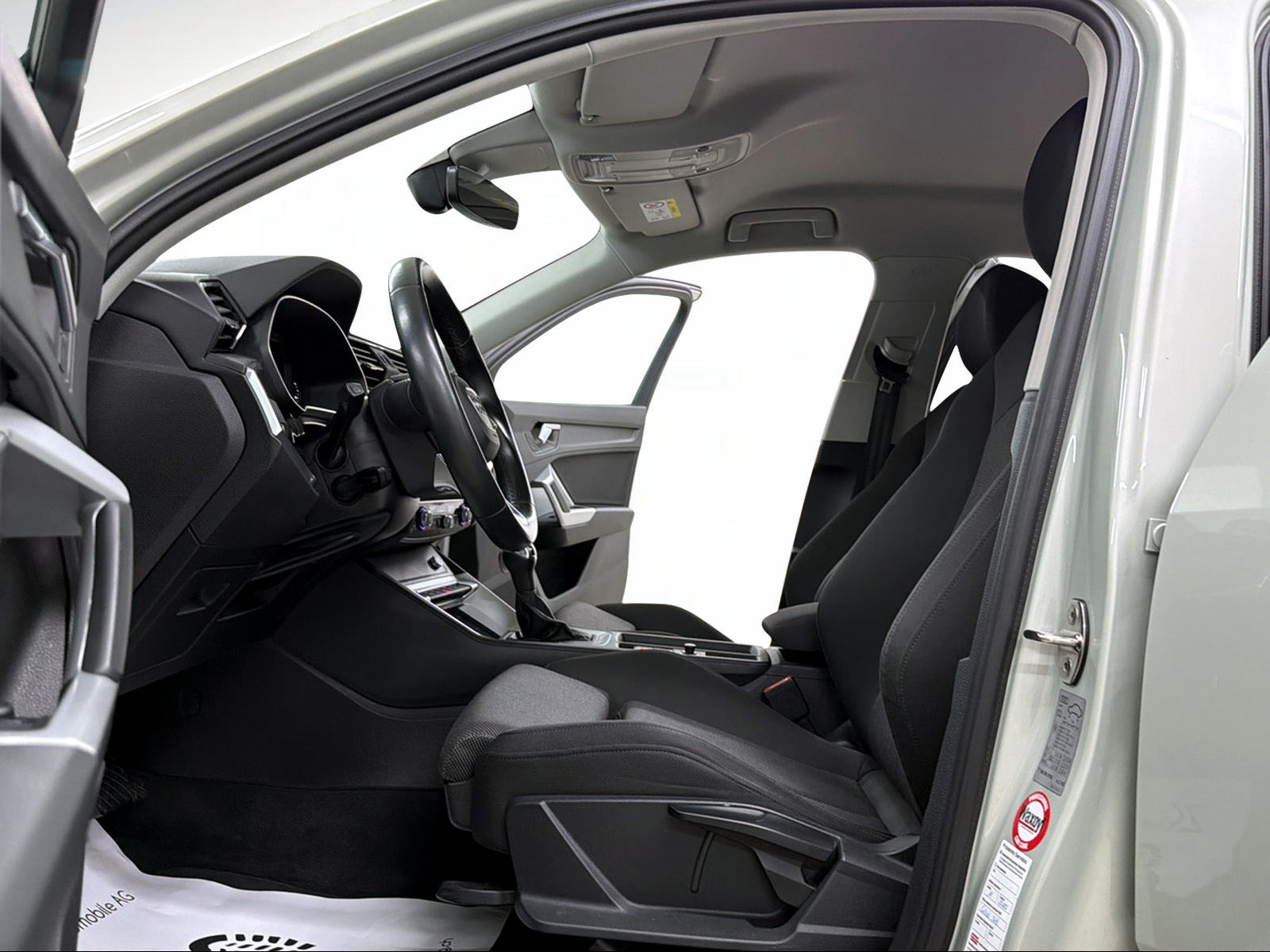 AUDI Q3 Sportback 35 TFSI S line Dew Silver Attraction S-tro, Hybride Léger Essence/Électricité, Occasion / Utilisé, Automatique - 6