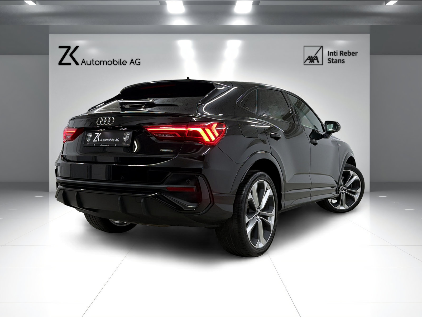 AUDI Q3 Sportback 40 TFSI S line quattro Midnight Black S-tr, Essence, Occasion / Utilisé, Automatique - 2