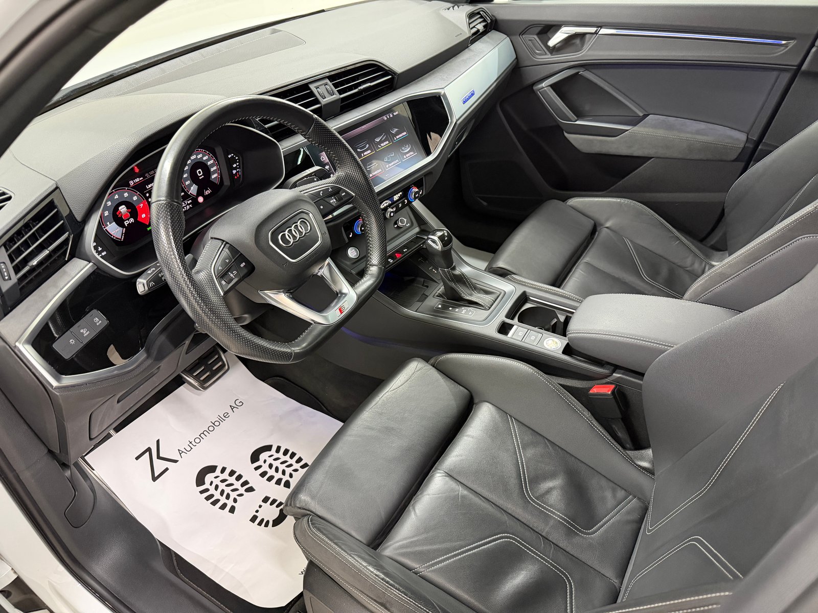 AUDI Q3 40 TFSI S line 190PS Gletscherweiss quattro S-tronic, Benzina, Occasioni / Usate, Automatico - 7
