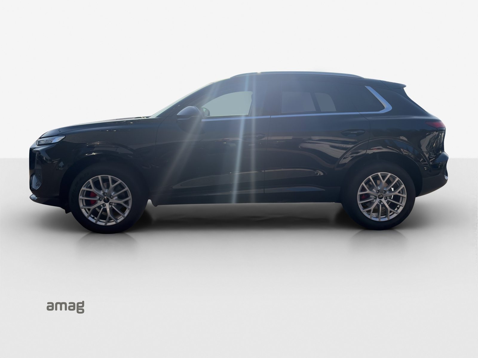 AUDI Q3 SUV TFSI 110 kW, Essence, Occasion / Utilisé, Automatique - 2