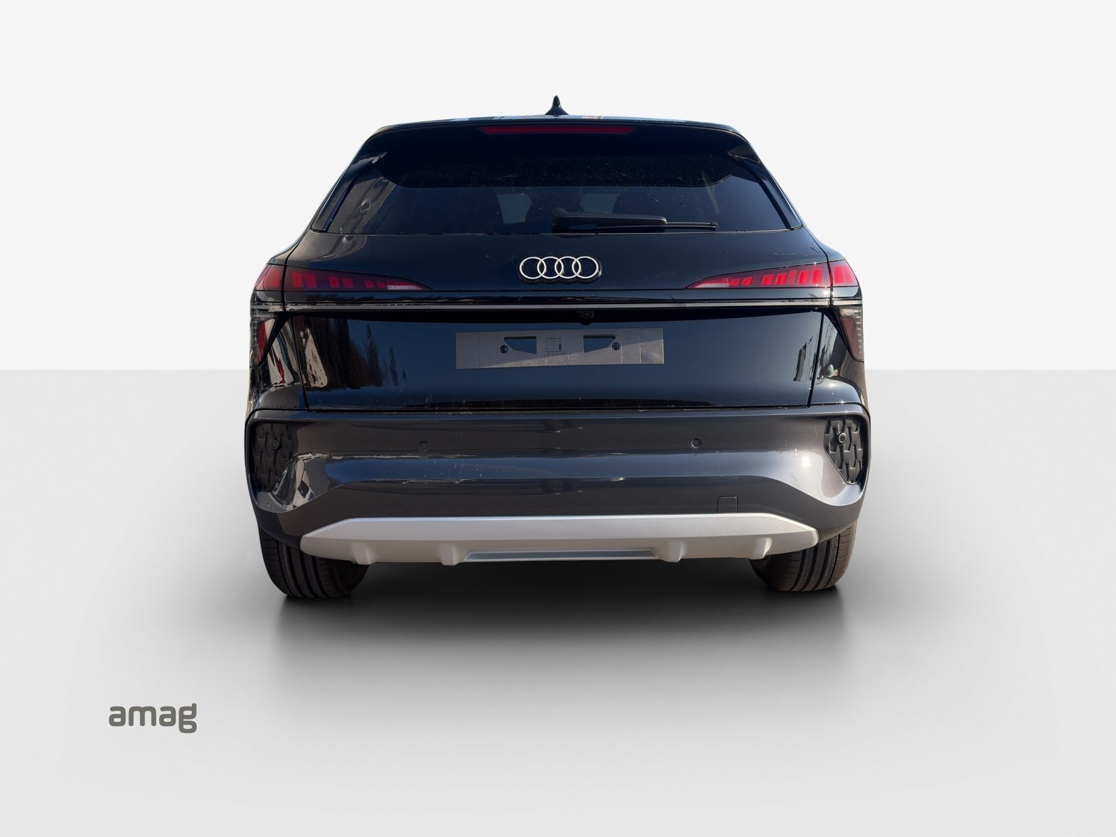 AUDI Q3 SUV TFSI 110 kW, Essence, Occasion / Utilisé, Automatique - 4