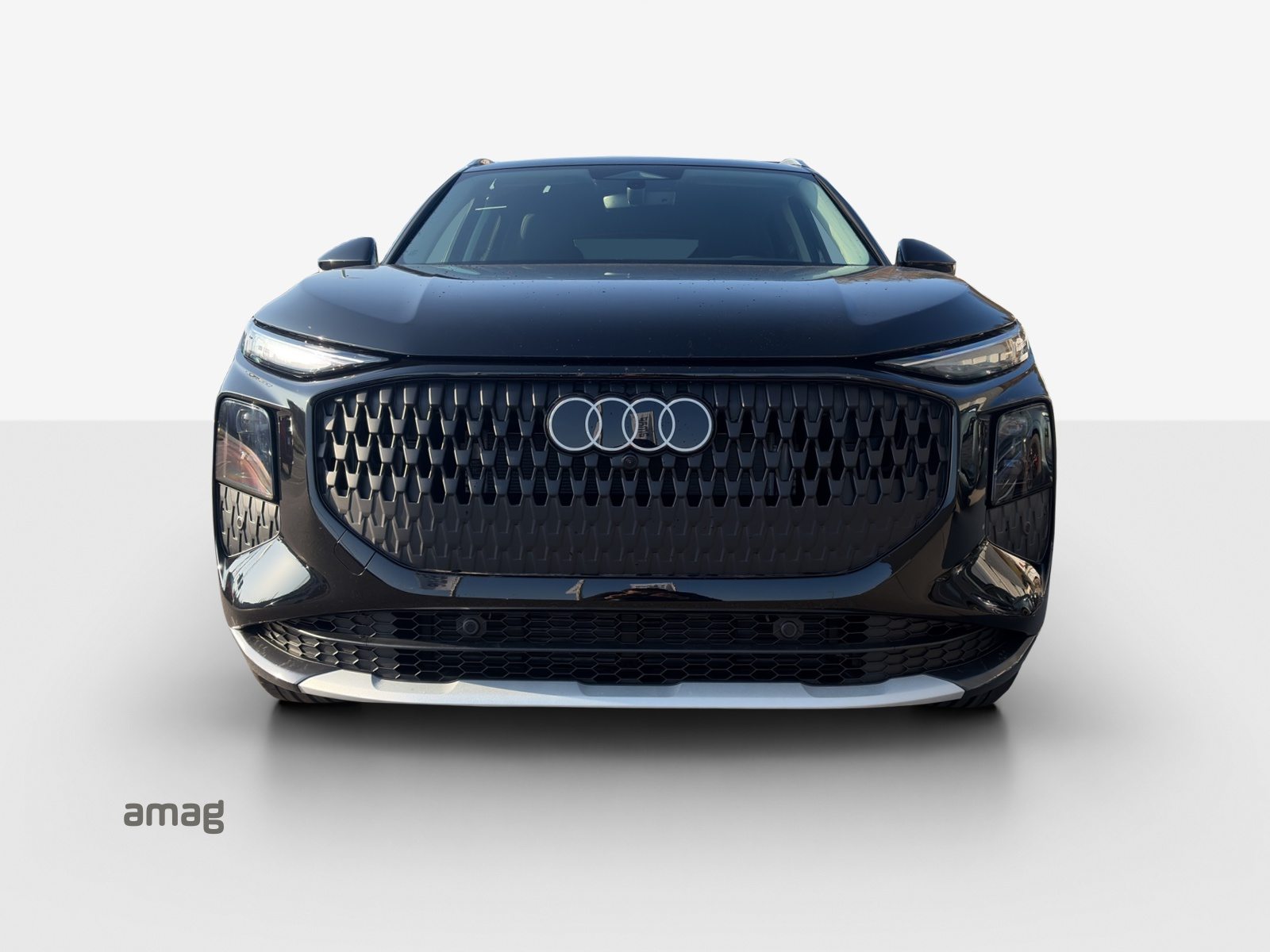 AUDI Q3 SUV TFSI 110 kW, Essence, Occasion / Utilisé, Automatique - 7
