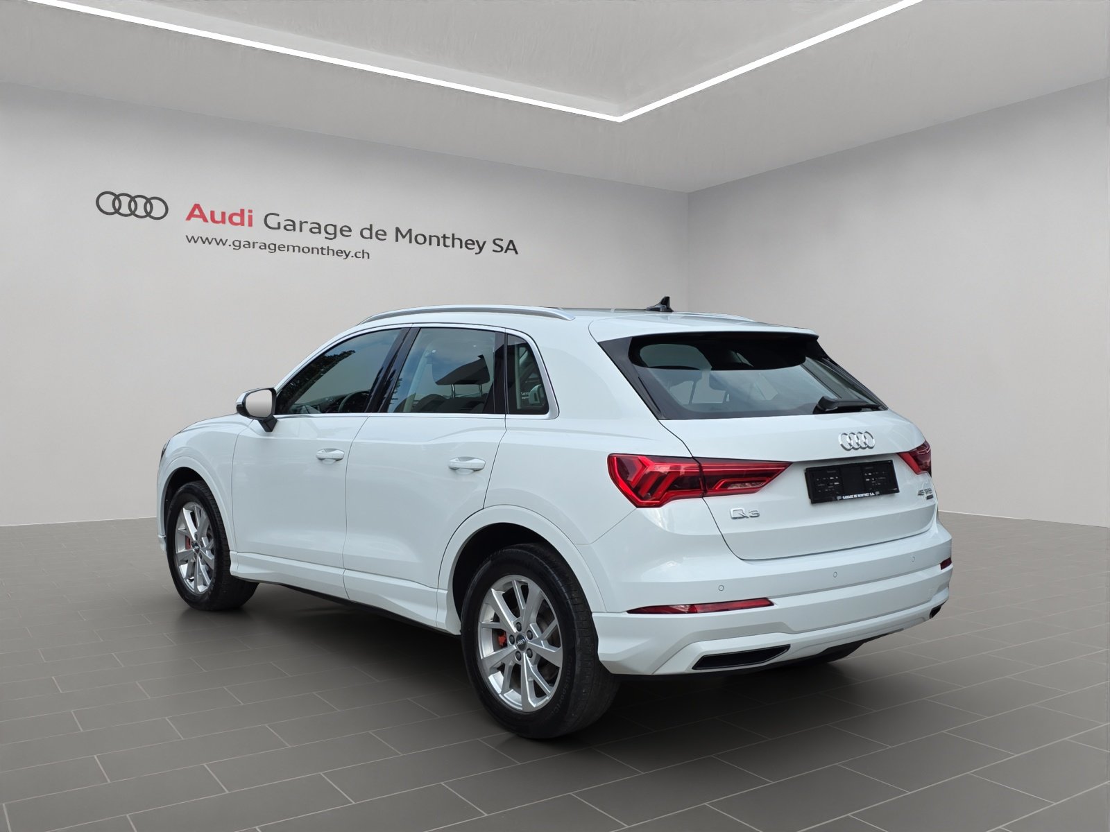AUDI Q3 45 TFSI quattro S-tronic, Petrol, Second hand / Used, Automatic - 6