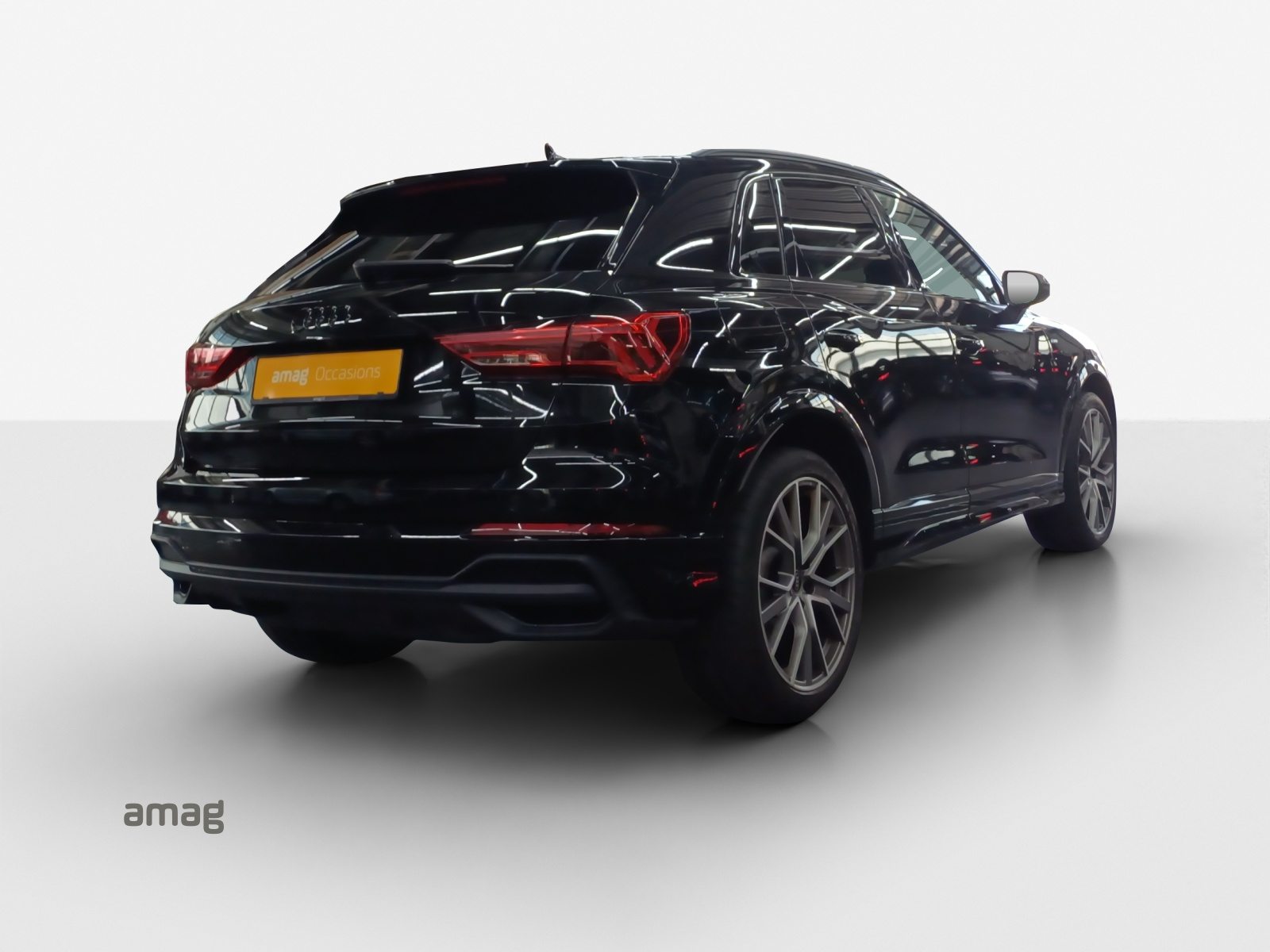 AUDI Q3 35 TFSI S line Attraction, Essence, Occasion / Utilisé, Automatique - 5