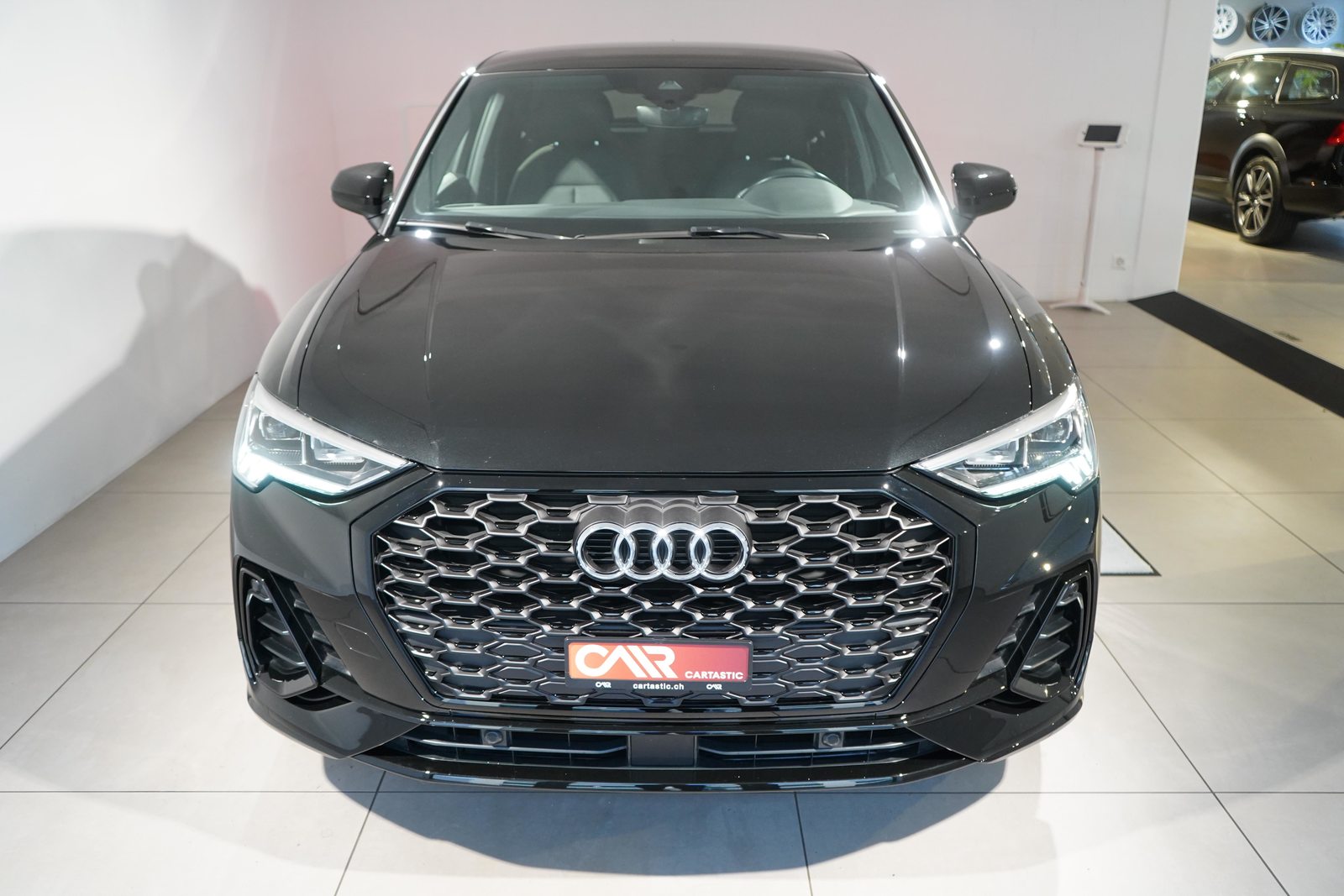 AUDI Q3 Sportback 1.5 35 TFSI S line S-Tronic, Mild-Hybrid Petrol/Electric, Second hand / Used, Automatic - 2