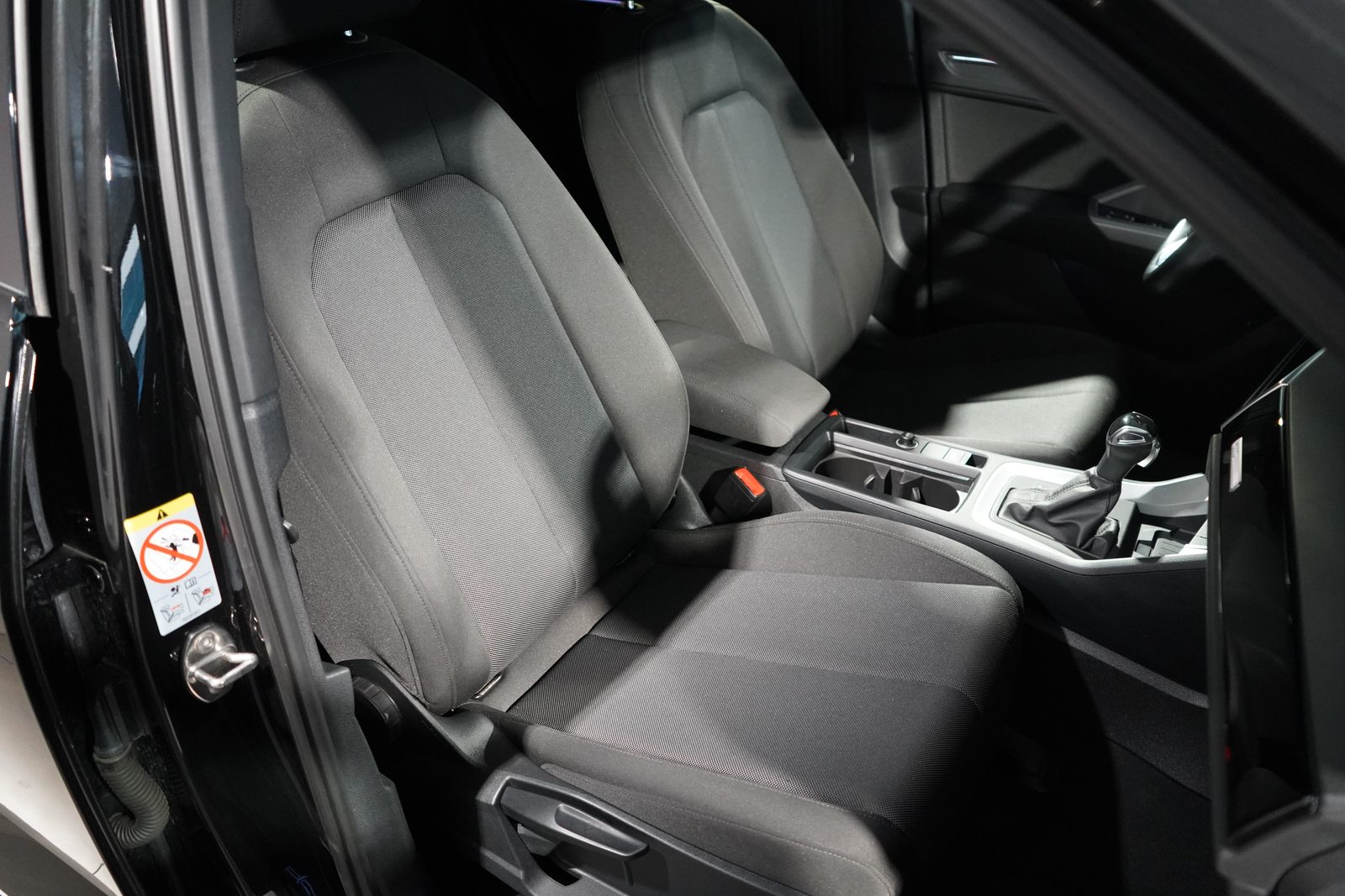 AUDI Q3 Sportback 1.5 35 TFSI S line S-Tronic, Mild-Hybrid Petrol/Electric, Second hand / Used, Automatic - 7