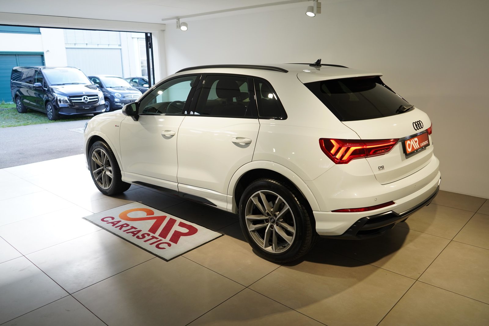 AUDI Q3 2.0 35 TDI S line quattro S-Tronic, Diesel, Occasioni / Usate, Automatico - 3