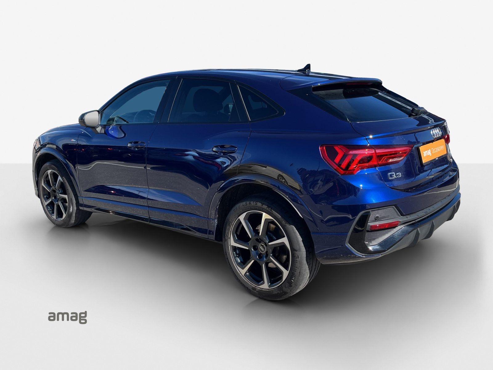 AUDI Q3 Sportback 45 TFSI S line, Benzin, Occasion / Gebraucht, Automatik - 3