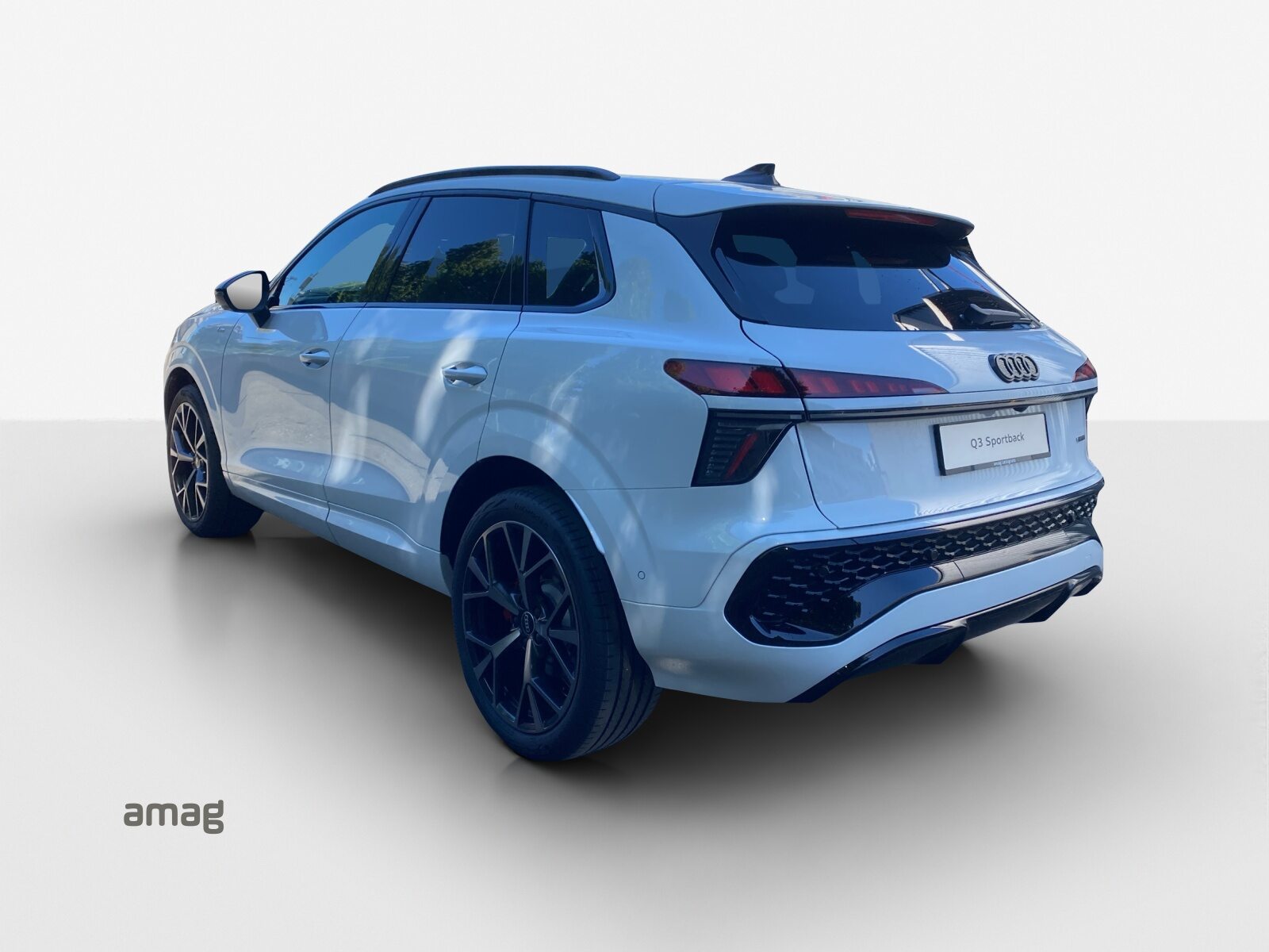 AUDI Q3 SUV TFSI 195 kW, Benzin, Occasion / Gebraucht, Automatik - 3