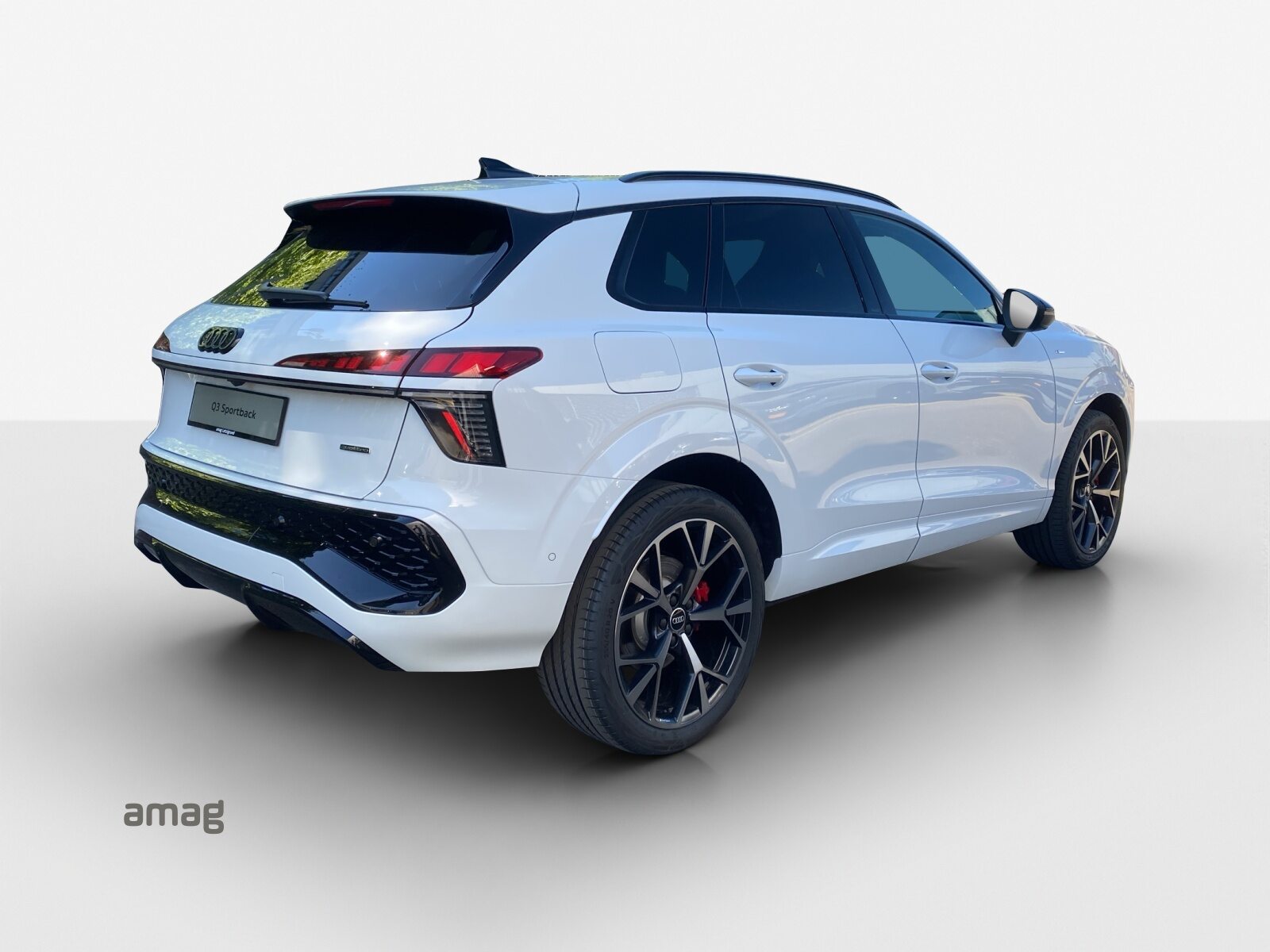 AUDI Q3 SUV TFSI 195 kW, Benzin, Occasion / Gebraucht, Automatik - 5