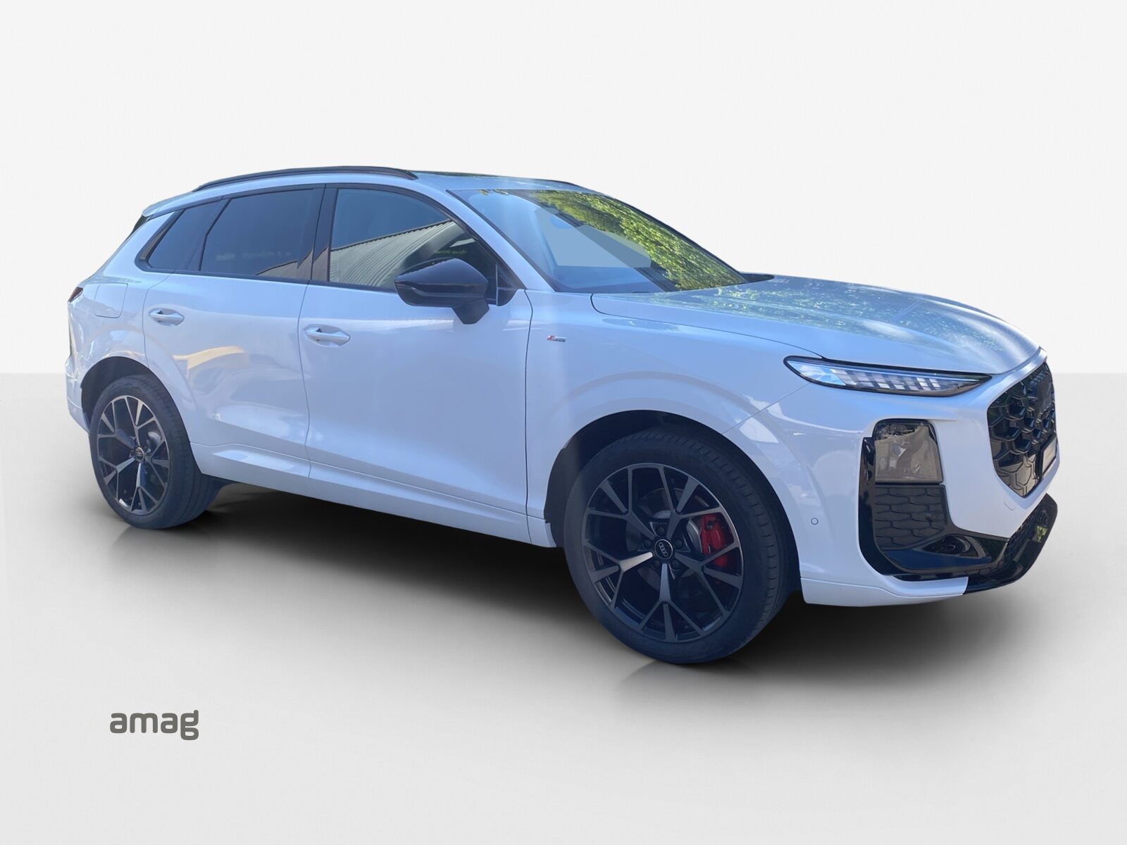 AUDI Q3 SUV TFSI 195 kW, Benzin, Occasion / Gebraucht, Automatik - 6
