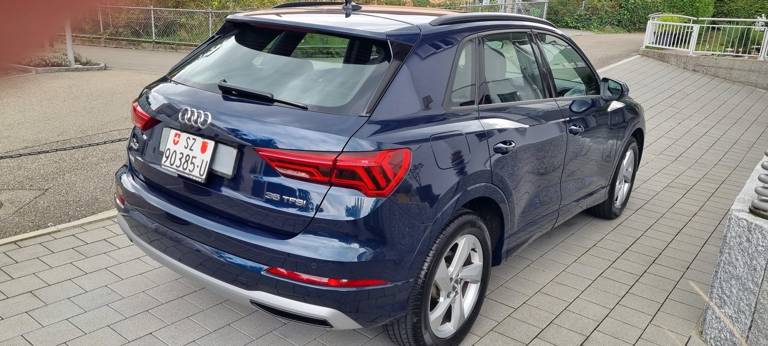 AUDI Q3 35 TFSI S line S-tronic, Essence, Occasion / Utilisé, Automatique - 2
