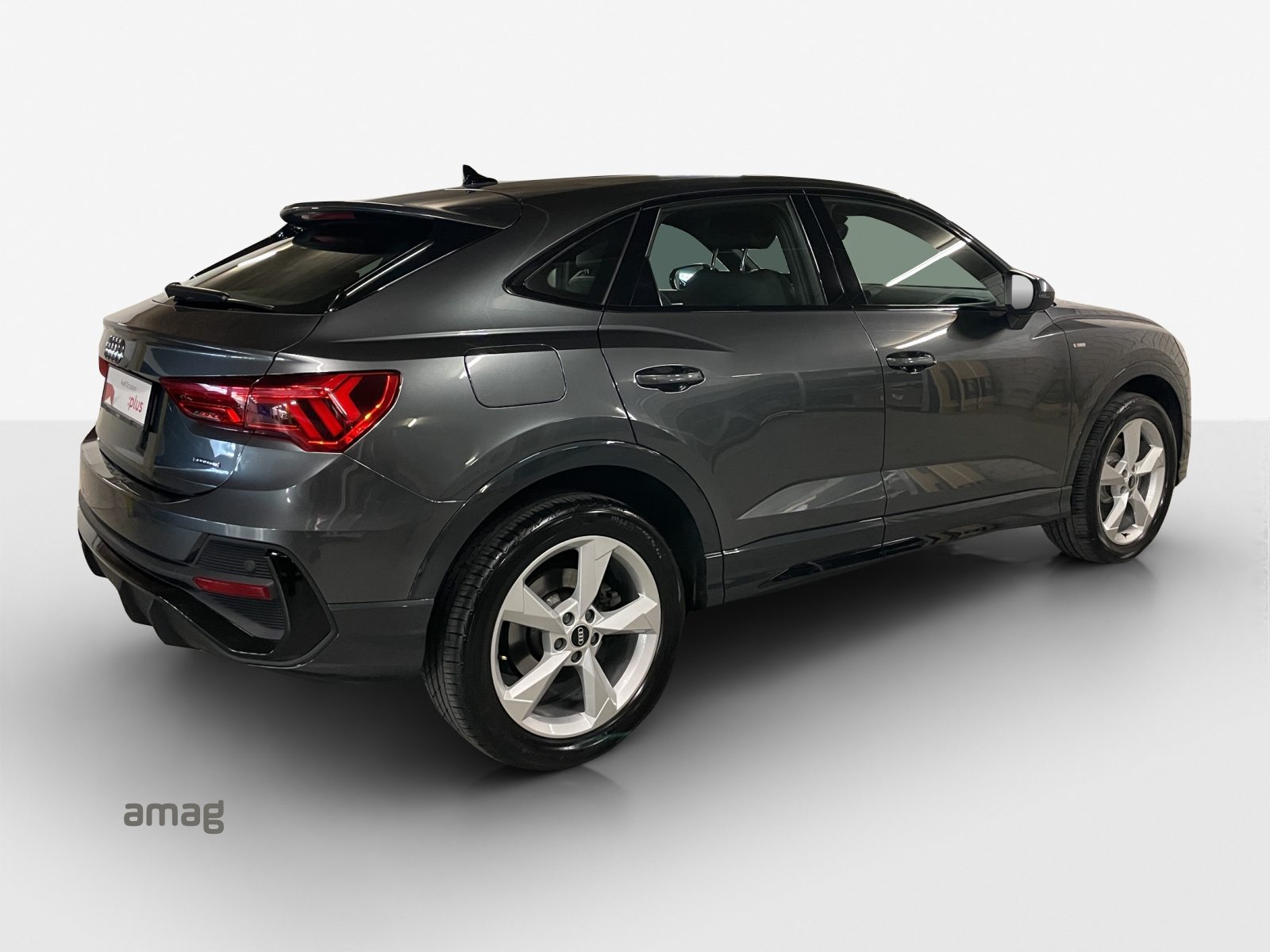 AUDI Q3 Sportback 40 TFSI S line, Benzin, Occasion / Gebraucht, Automatik - 5