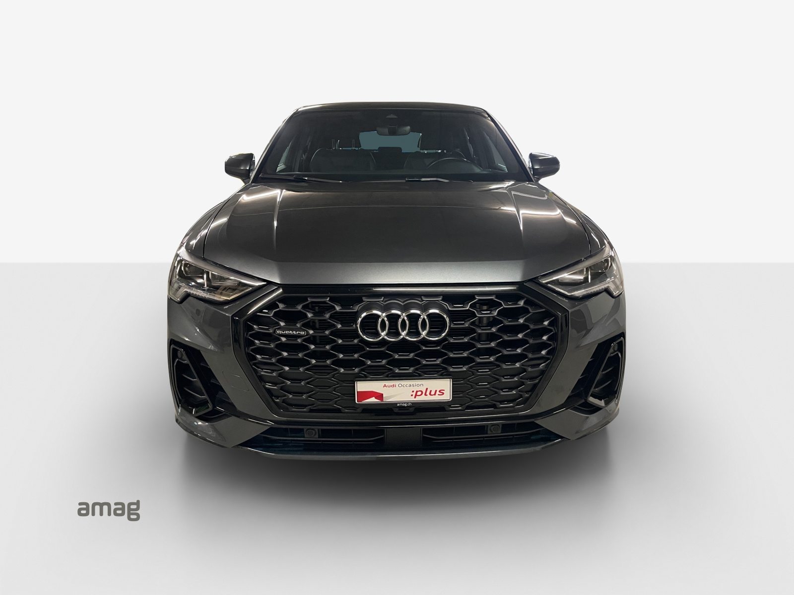 AUDI Q3 Sportback 40 TFSI S line, Benzin, Occasion / Gebraucht, Automatik - 7