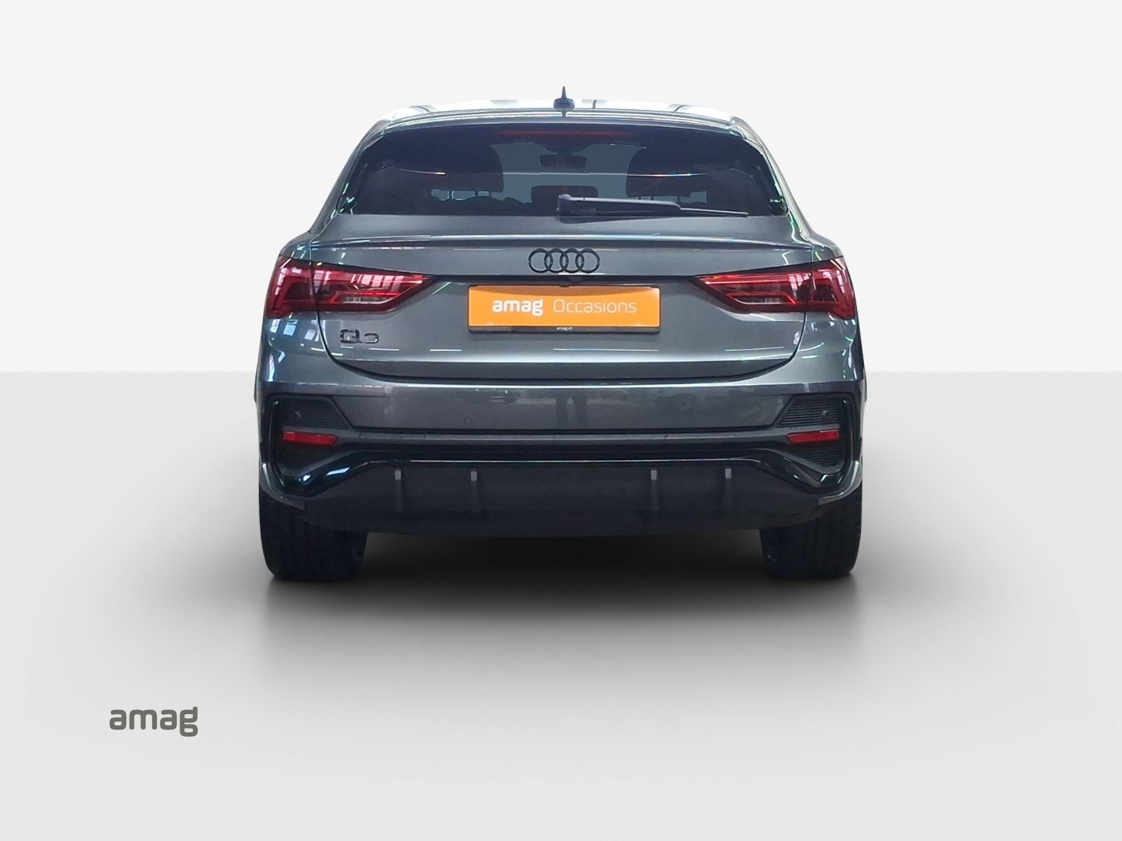 AUDI Q3 Sportback 45 TFSI e S line Attraction, Voll-Hybrid Benzin/Elektro, Occasion / Gebraucht, Automatik - 5