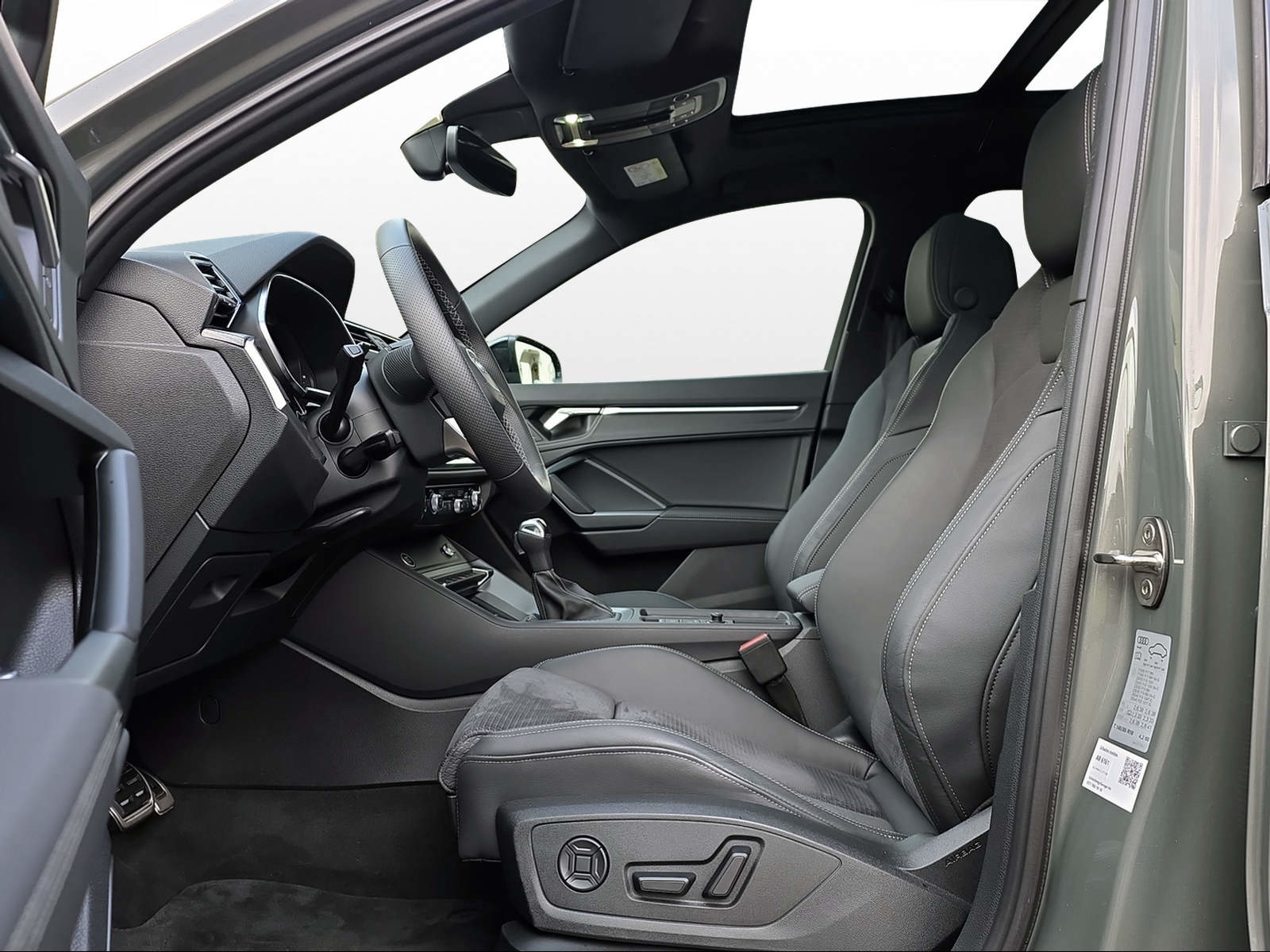 AUDI Q3 40 TFSI S line, Benzina, Occasioni / Usate, Automatico - 7