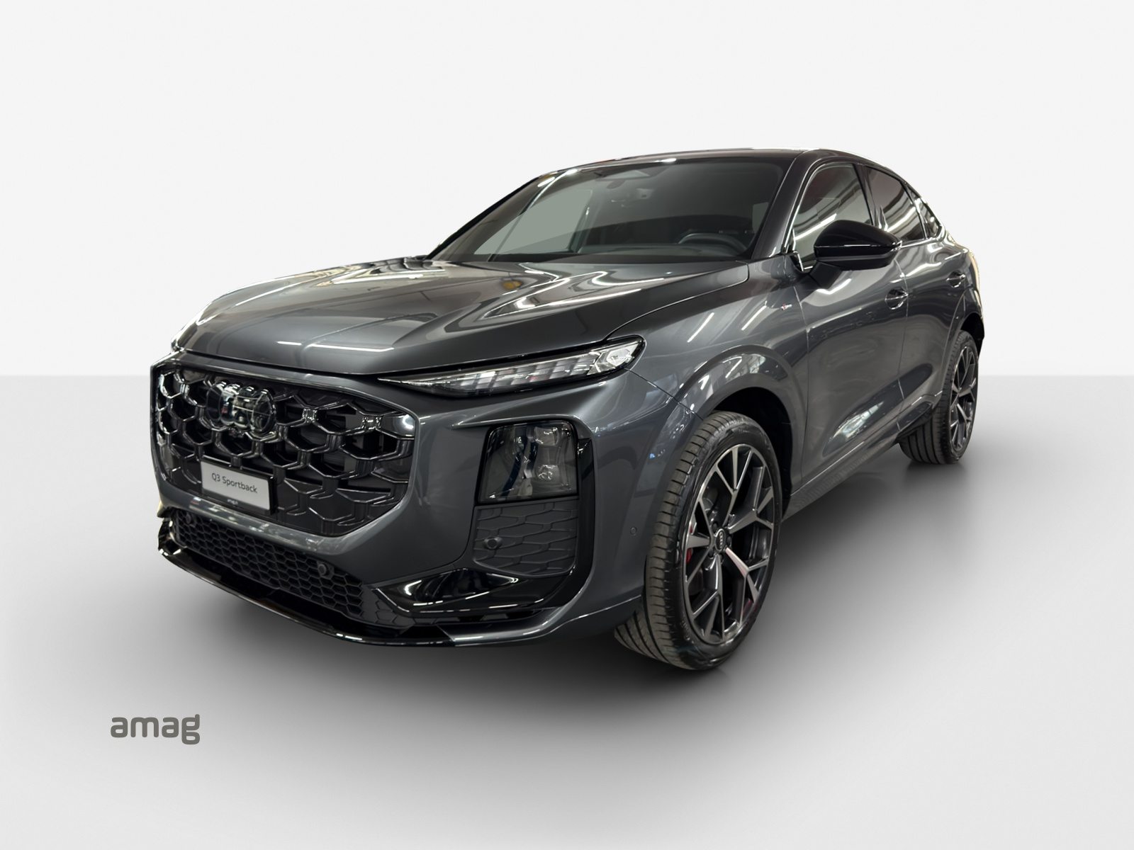 AUDI Q3 SB TFSI 195 kW