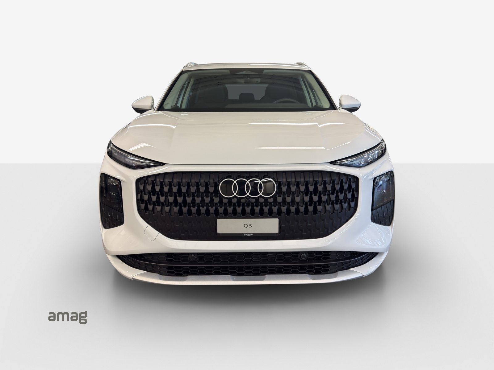 AUDI Q3 SUV TFSI 110 kW, Petrol, Second hand / Used, Automatic - 7
