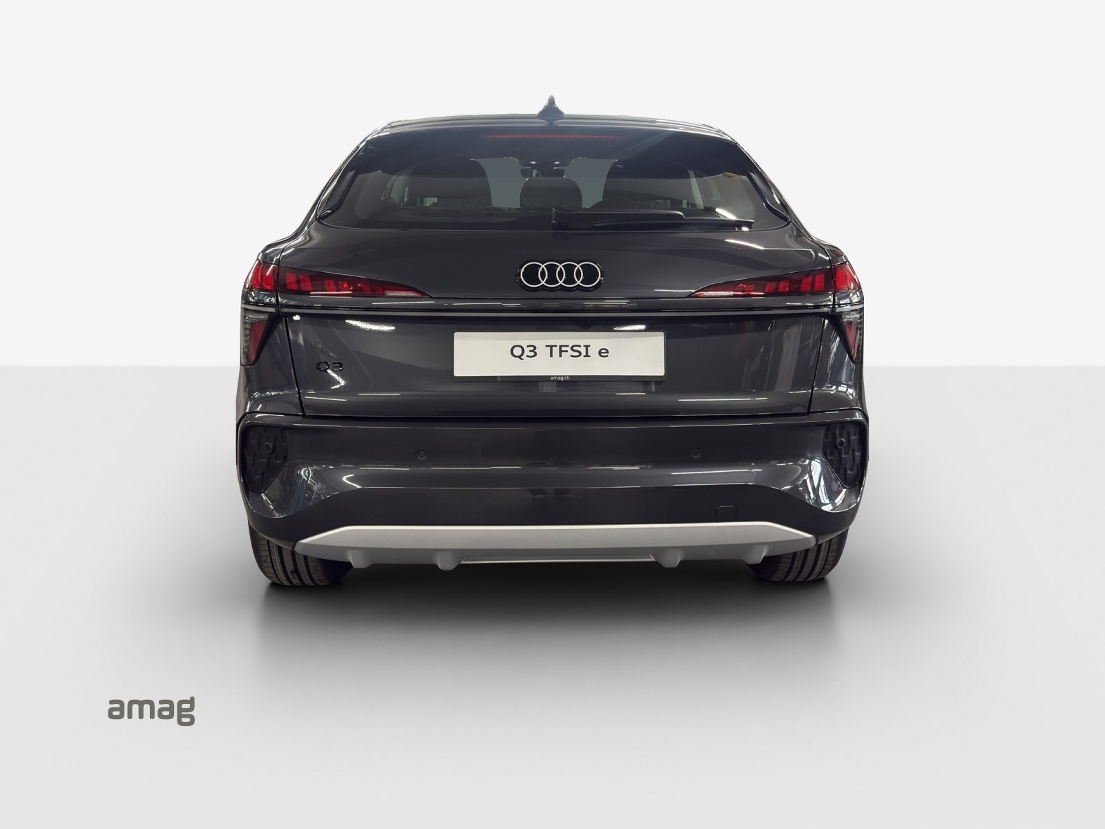 AUDI Q3 SB e-hybrid 200 kW, Full-Hybrid Petrol/Electric, Second hand / Used, Automatic - 4