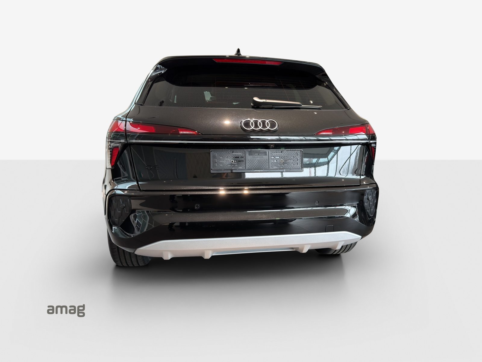 AUDI Q3 SUV TFSI 110 kW, Petrol, Second hand / Used, Automatic - 4
