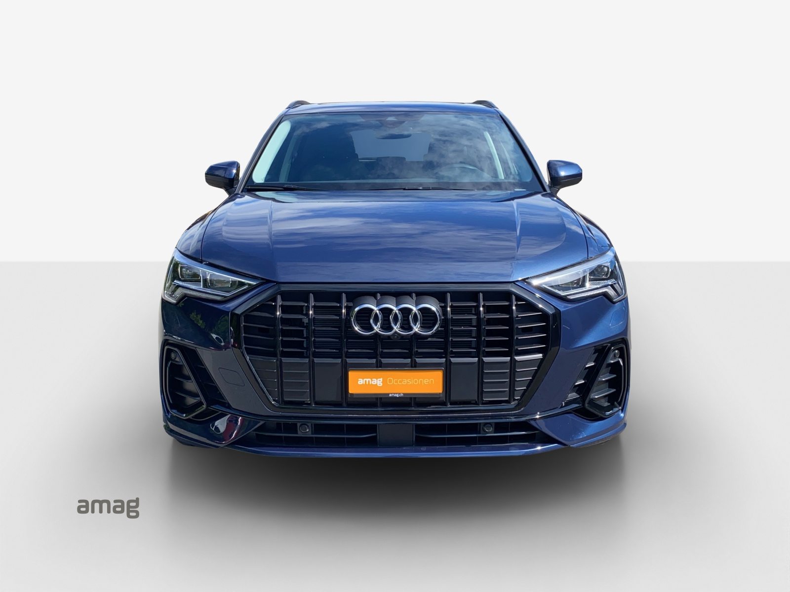 AUDI Q3 45 TFSI e S line, Full-Hybrid Petrol/Electric, Second hand / Used, Automatic - 6