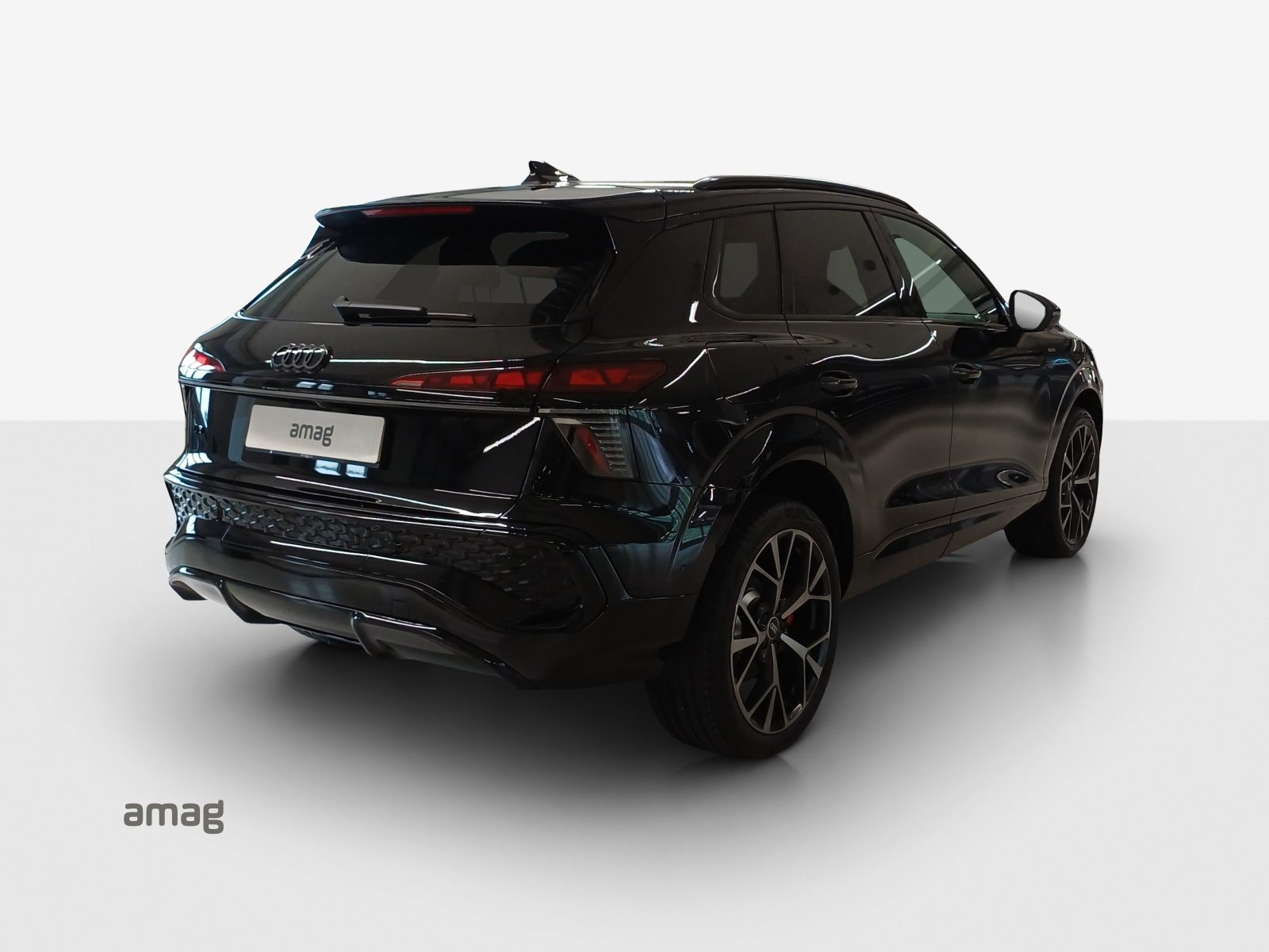 AUDI Q3 SUV e-hybrid 200 kW, Hybride Intégral Essence/Électricité, Occasion / Utilisé, Automatique - 5