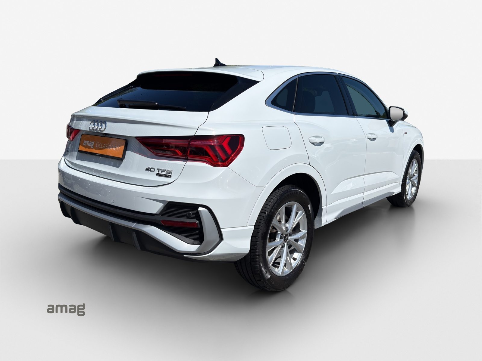 AUDI Q3 Sportback 40 TFSI S line, Essence, Occasion / Utilisé, Automatique - 5