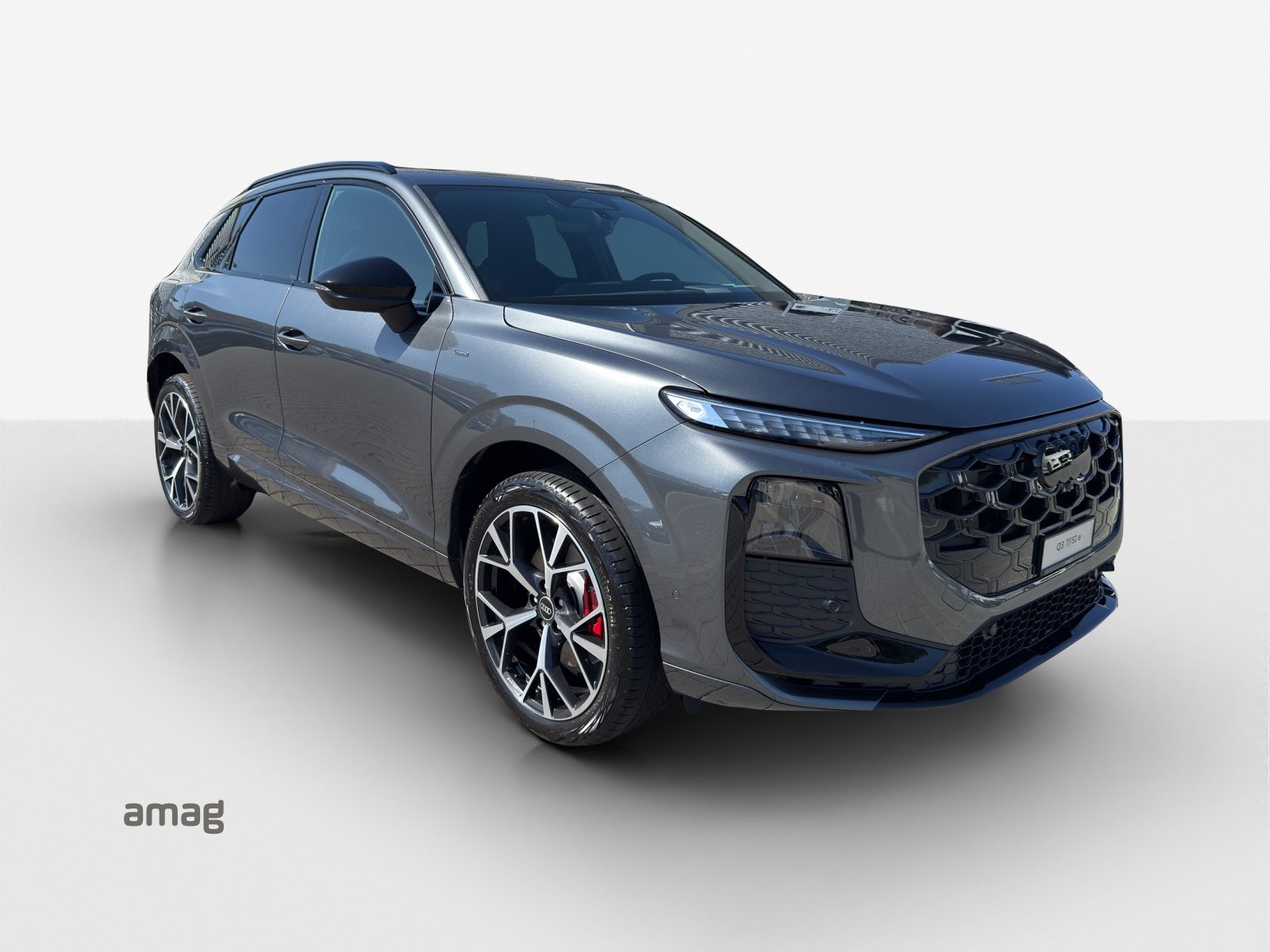 AUDI Q3 SUV e-hybrid 200 kW, Voll-Hybrid Benzin/Elektro, Occasion / Gebraucht, Automatik - 6