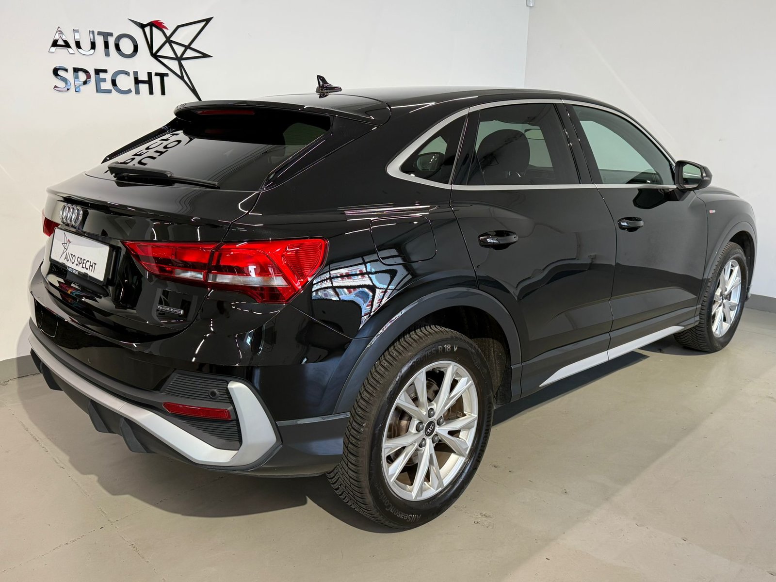 AUDI Q3 Sportback 40 TFSI S line quattro S-tronic, Benzina, Occasioni / Usate, Automatico - 4