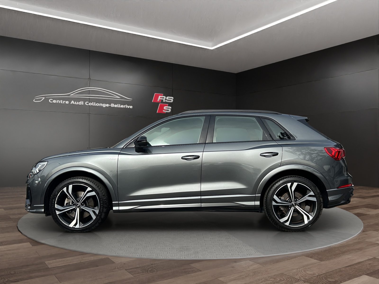 AUDI Q3 40 TDI S line Attraction, Diesel, Occasion / Utilisé, Automatique - 3