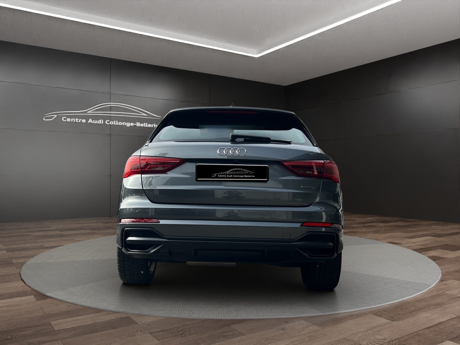 AUDI Q3 40 TDI S line Attraction, Diesel, Occasion / Utilisé, Automatique - 5