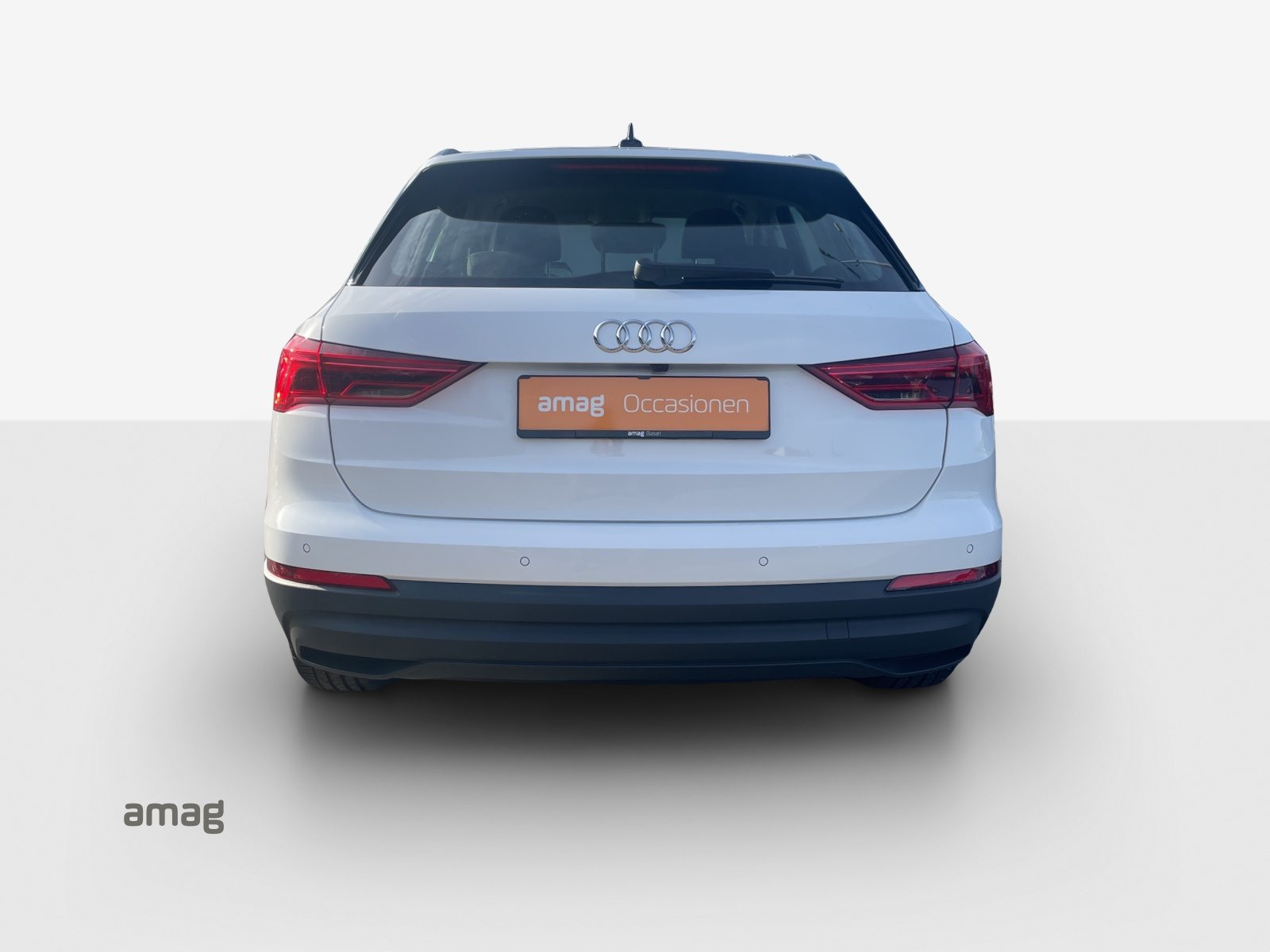 AUDI Q3 35 TFSI Attraction, Benzin, Occasion / Gebraucht, Automatik - 4