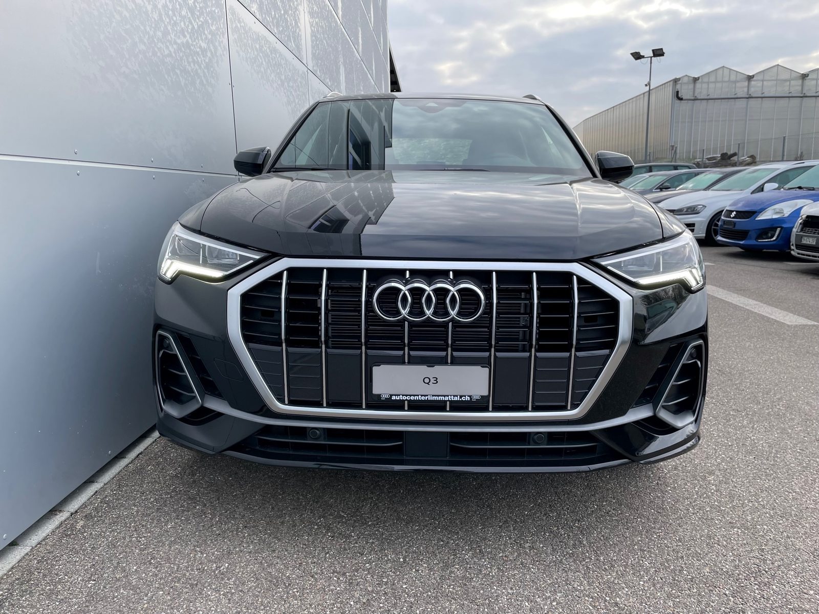 AUDI Q3 35 TFSI S line Attraction, Petrol, Second hand / Used, Automatic - 4
