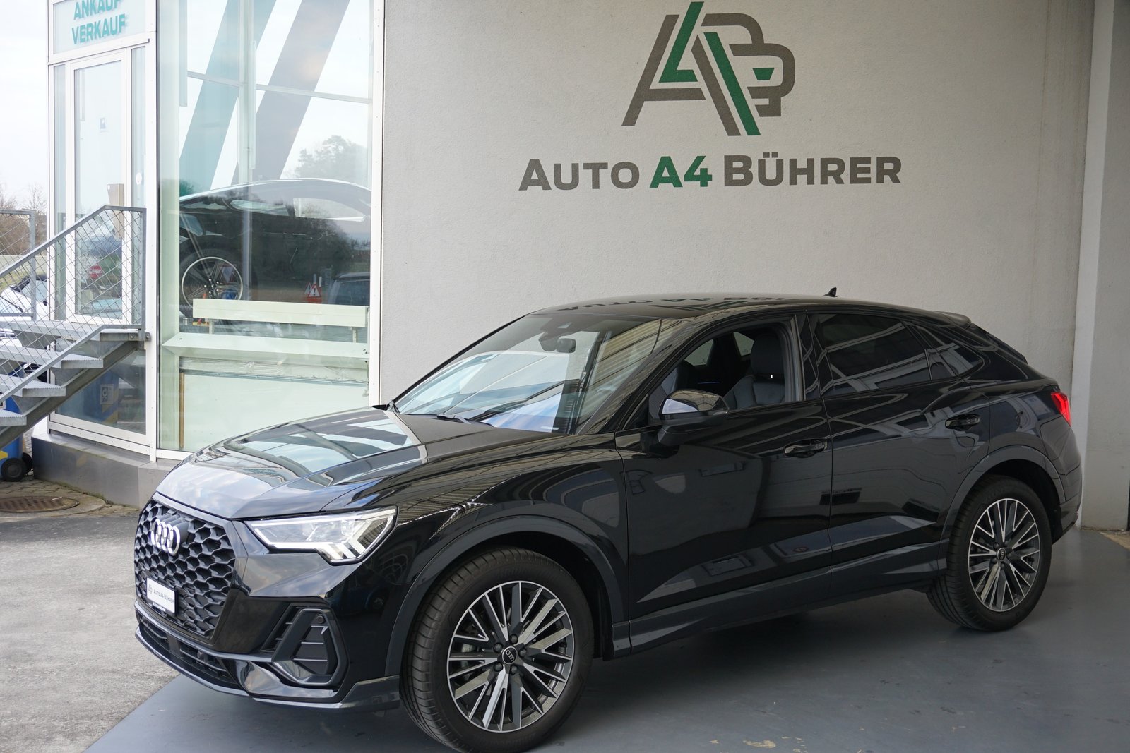 AUDI Q3 SB 35 TFSI Attraction 150PS DSG-Automat, Hybride Léger Essence/Électricité, Occasion / Utilisé, Automatique - 4