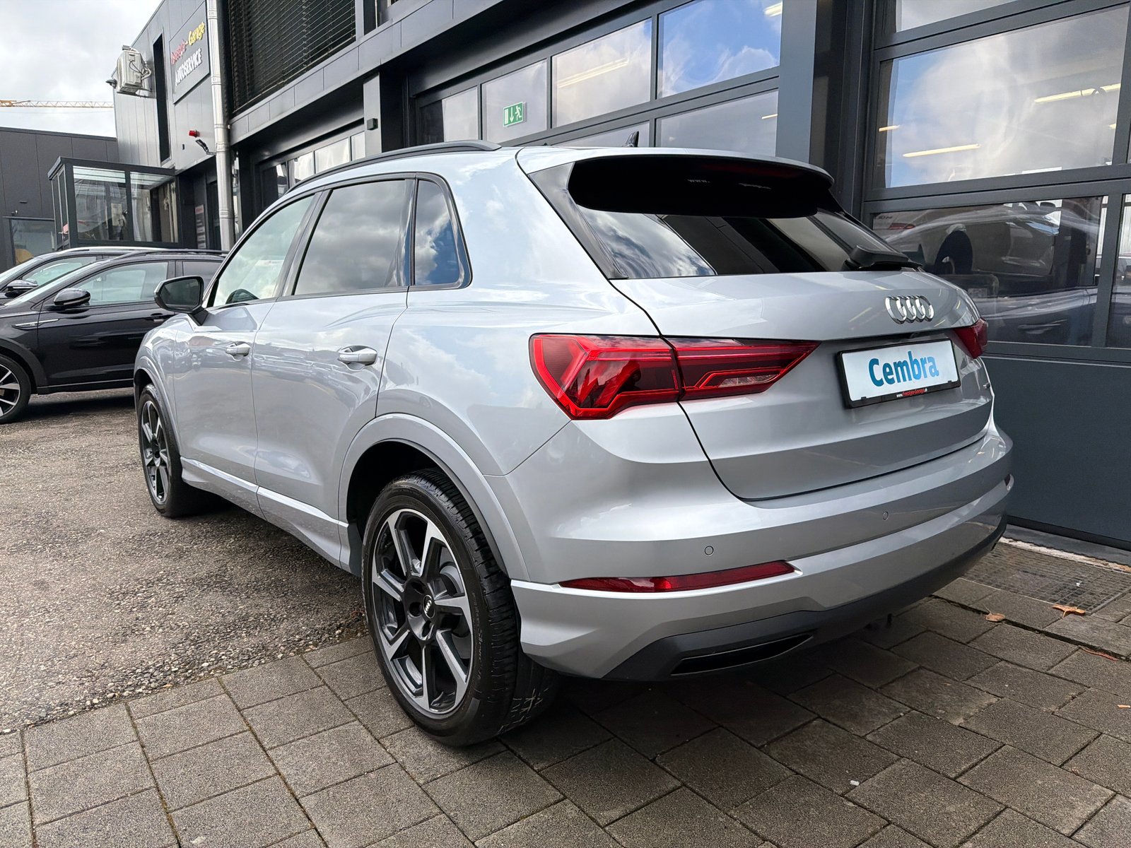 AUDI Q3 40 TFSI S-Line advanced quattro S-tronic, Essence, Occasion / Utilisé, Automatique - 4
