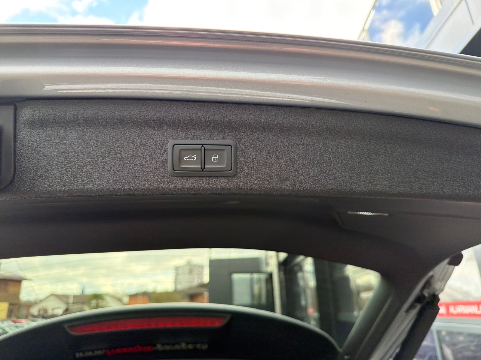 AUDI Q3 40 TFSI S-Line advanced quattro S-tronic, Essence, Occasion / Utilisé, Automatique - 7