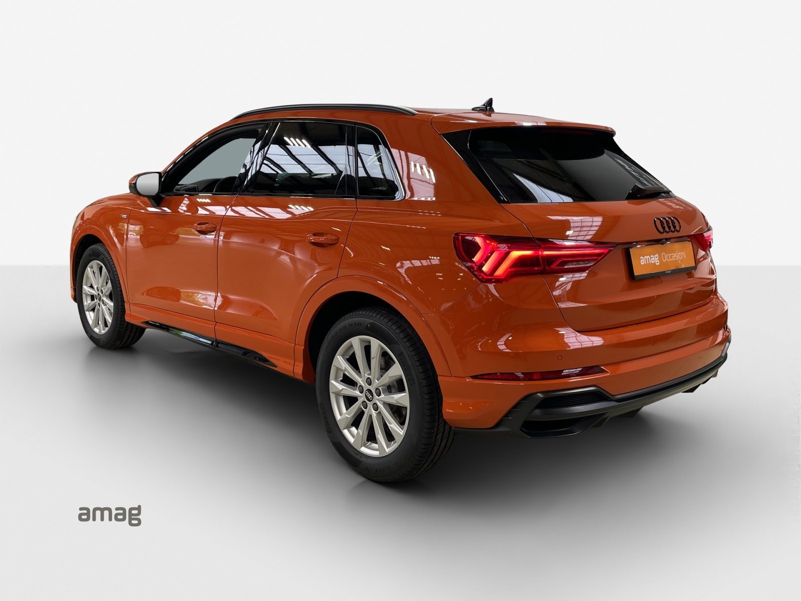 AUDI Q3 35 TFSI S line Attraction, Essence, Occasion / Utilisé, Automatique - 3