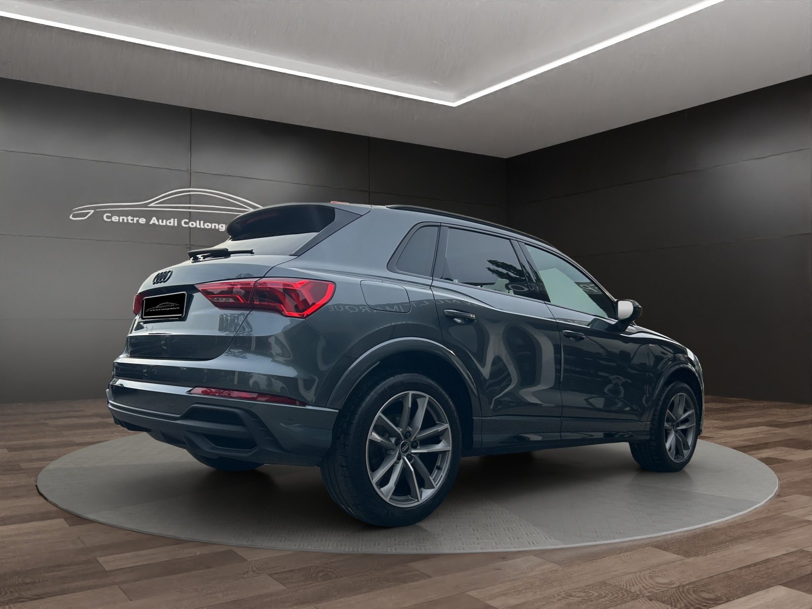 AUDI Q3 35 TFSI S line Attraction, Petrol, Second hand / Used, Automatic - 6