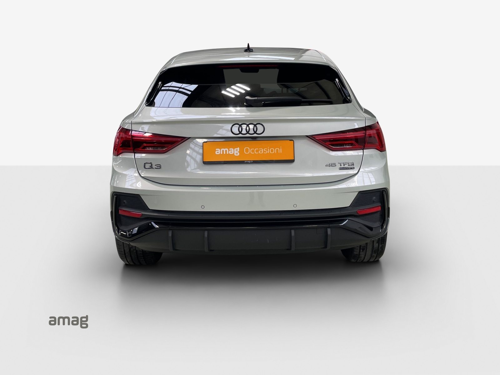 AUDI Q3 Sportback 45 TFSI S line, Petrol, Second hand / Used, Automatic - 4