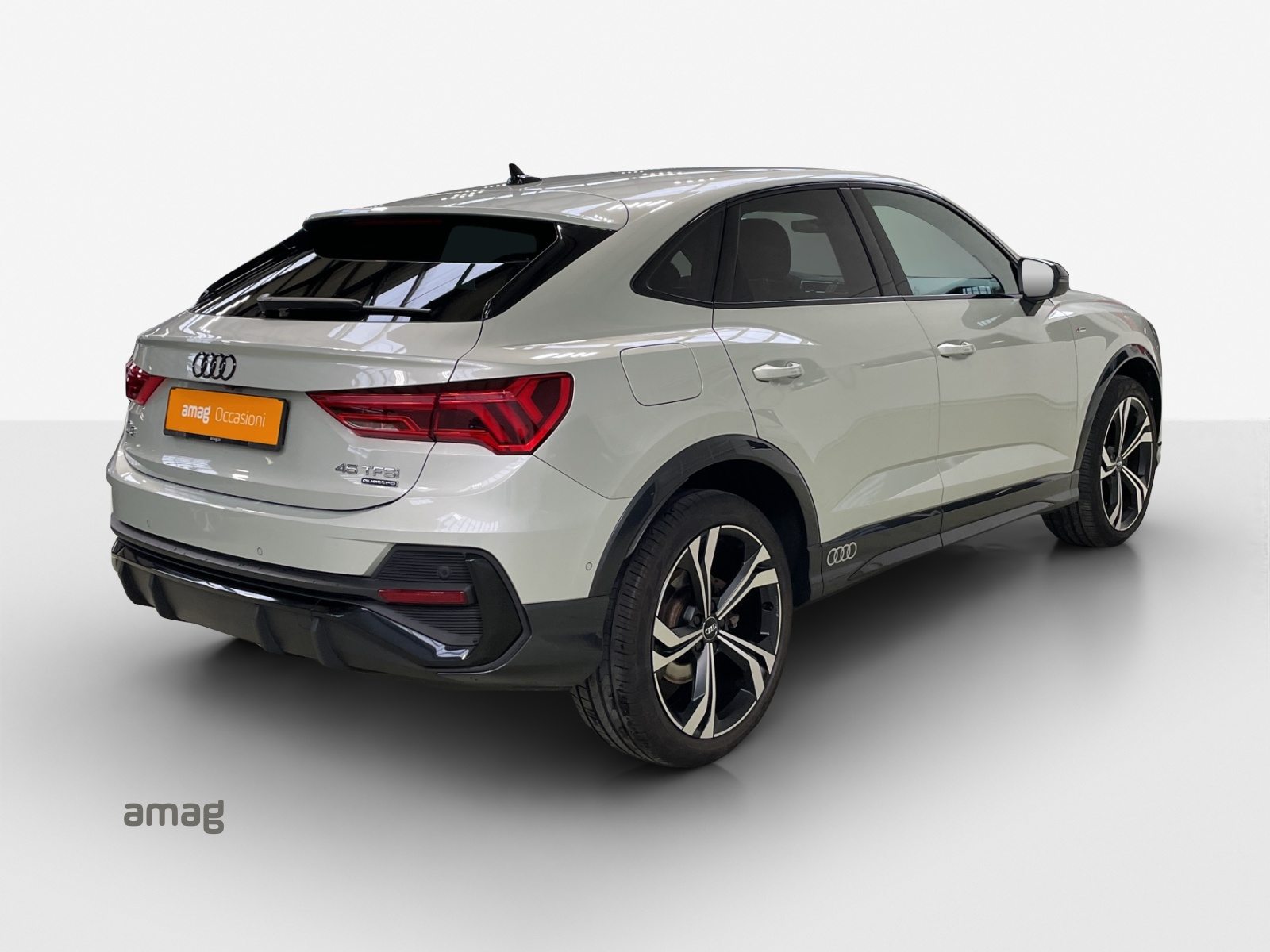 AUDI Q3 Sportback 45 TFSI S line, Petrol, Second hand / Used, Automatic - 5
