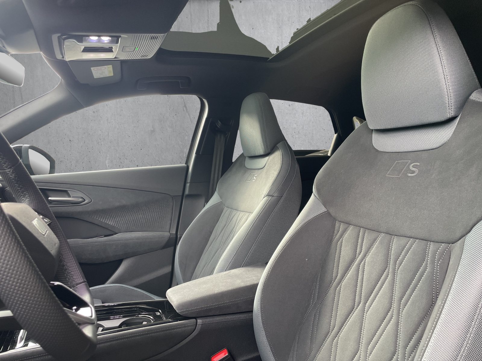 AUDI Q3 SB TFSI 195 kW, Benzin, Occasion / Gebraucht, Automatik - 7