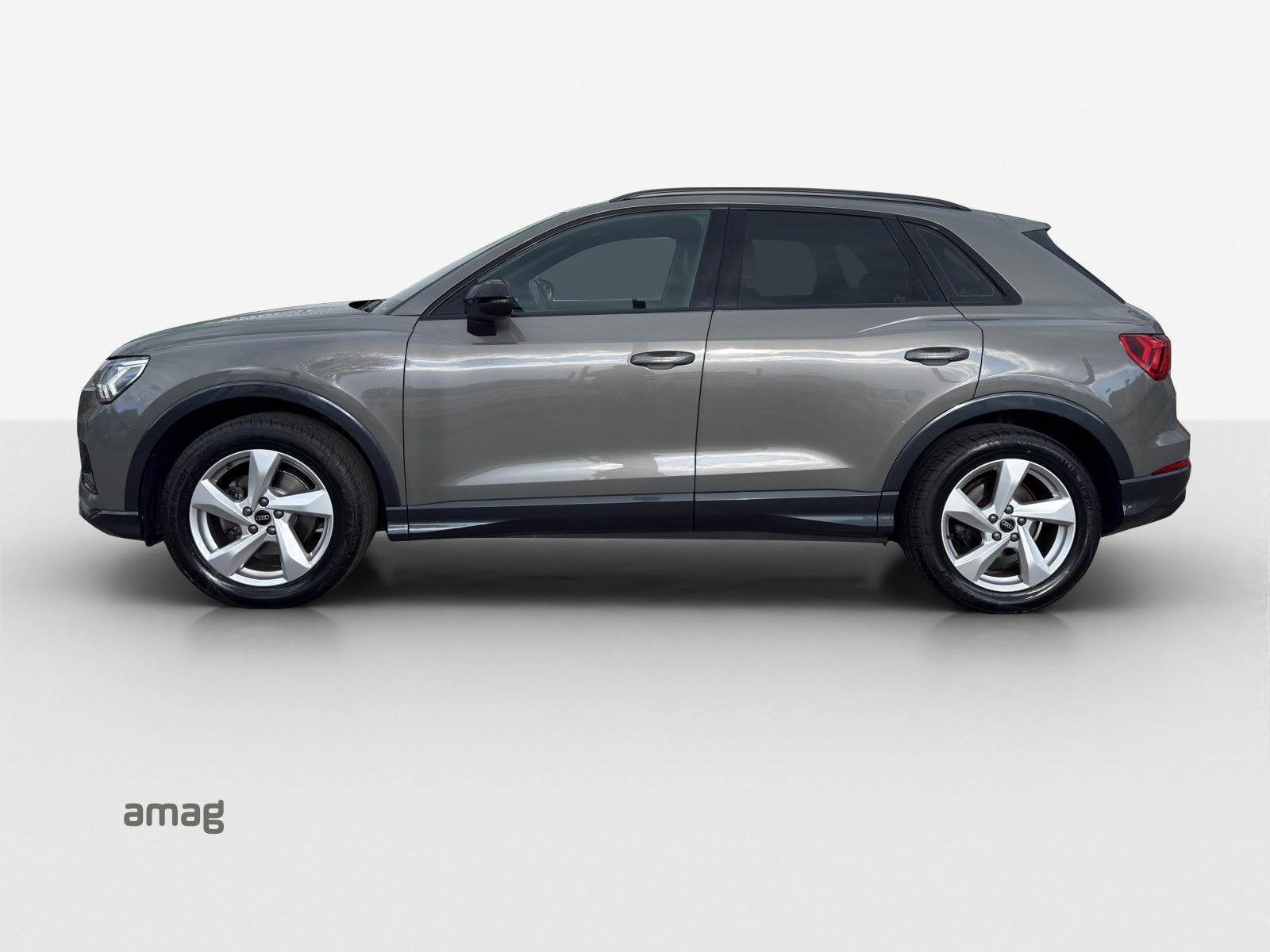 AUDI Q3 35 TFSI advanced Attraction, Benzina, Occasioni / Usate, Automatico - 2