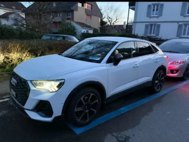AUDI Q3 Sportback 2.0 40 TDI S line Attraction quattro S-Tronic, Diesel, Second hand / Used, Automatic - 2