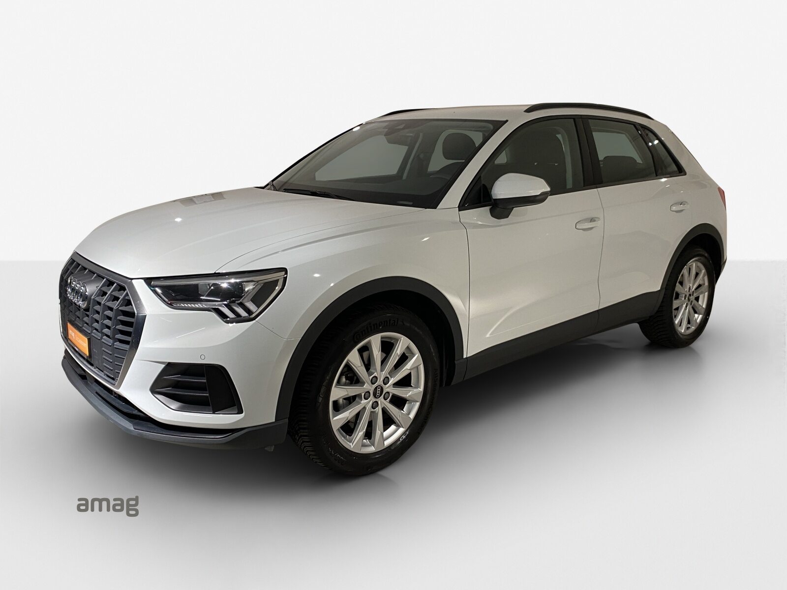 AUDI Q3 40 TDI S line
